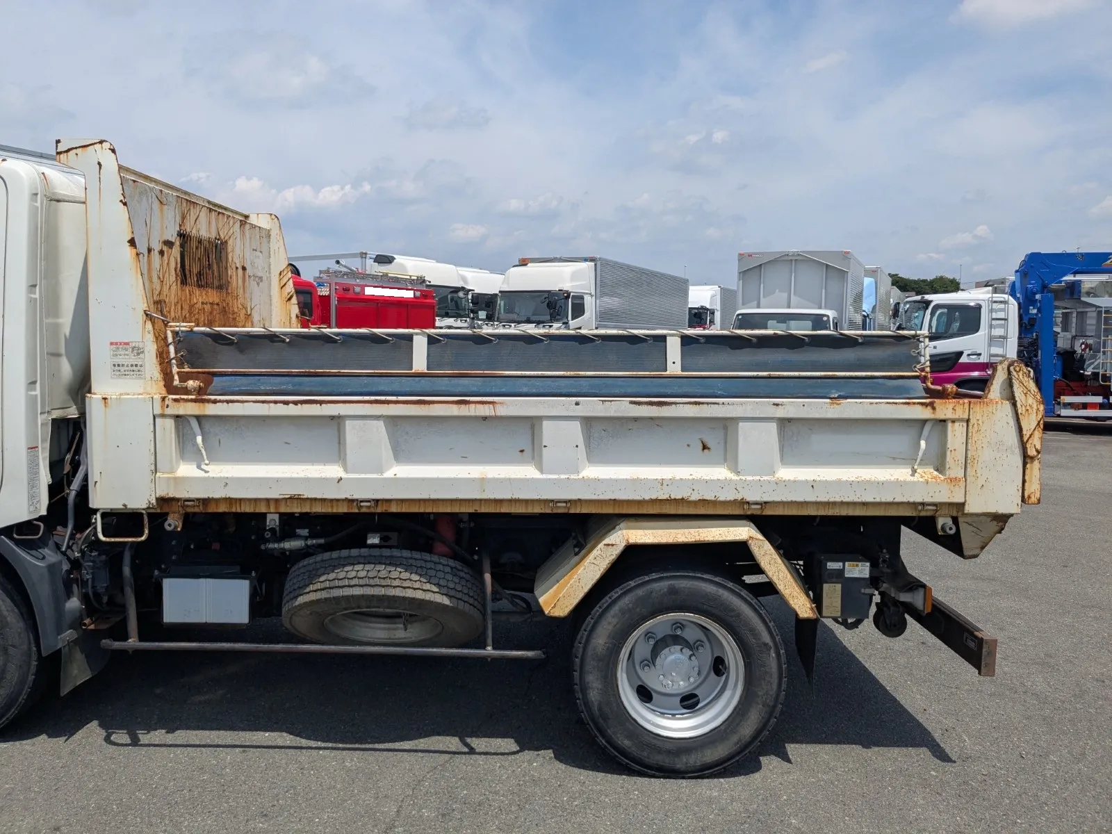 vehicle_image_20260803090225URXIwVxSmK.webp