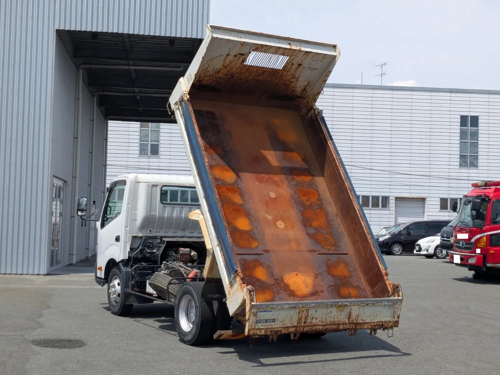vehicle_image_20260803090228vt7S9FqdS4.webp