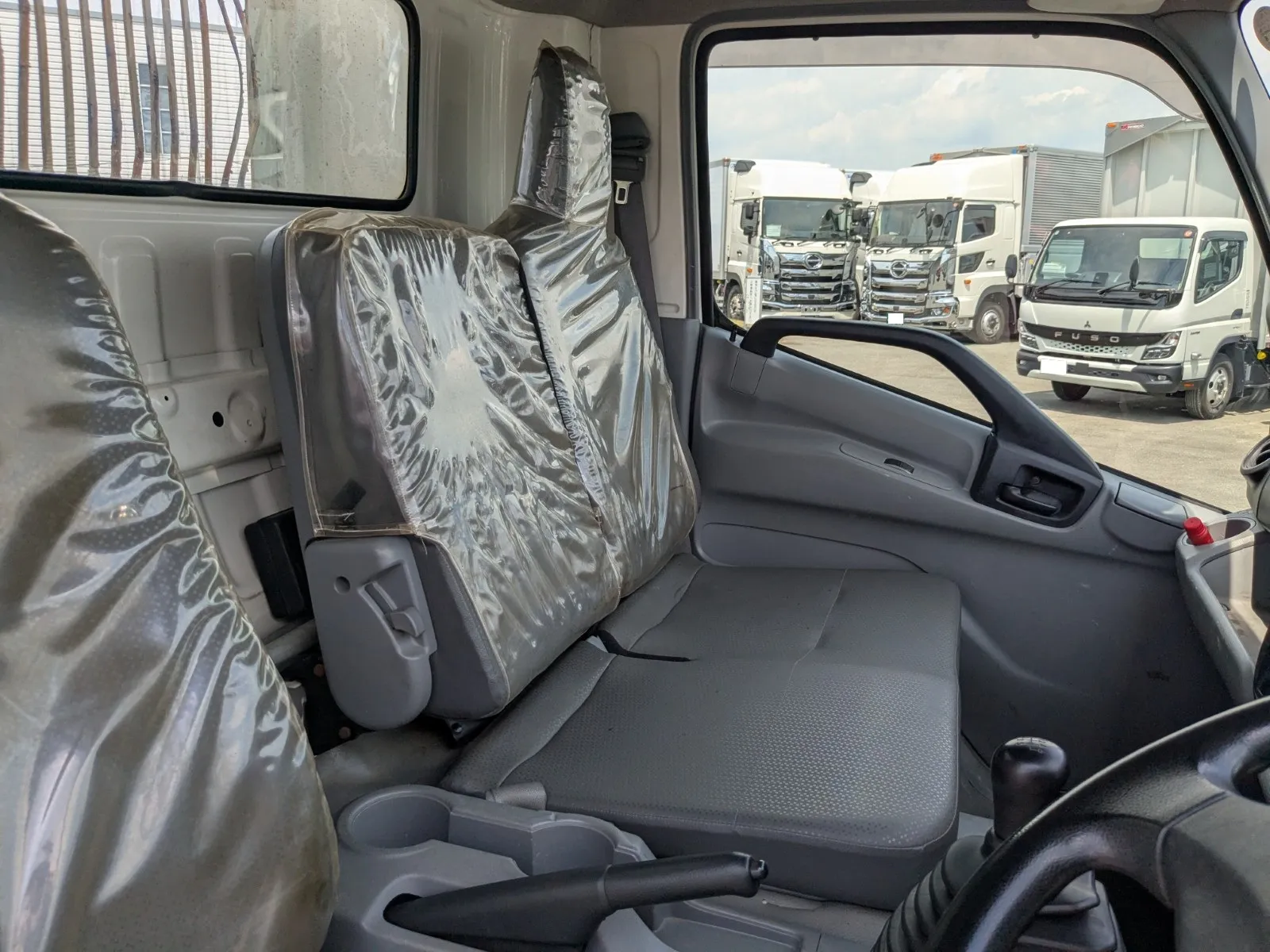vehicle_image_20260803090233N9iztLO5a5.webp