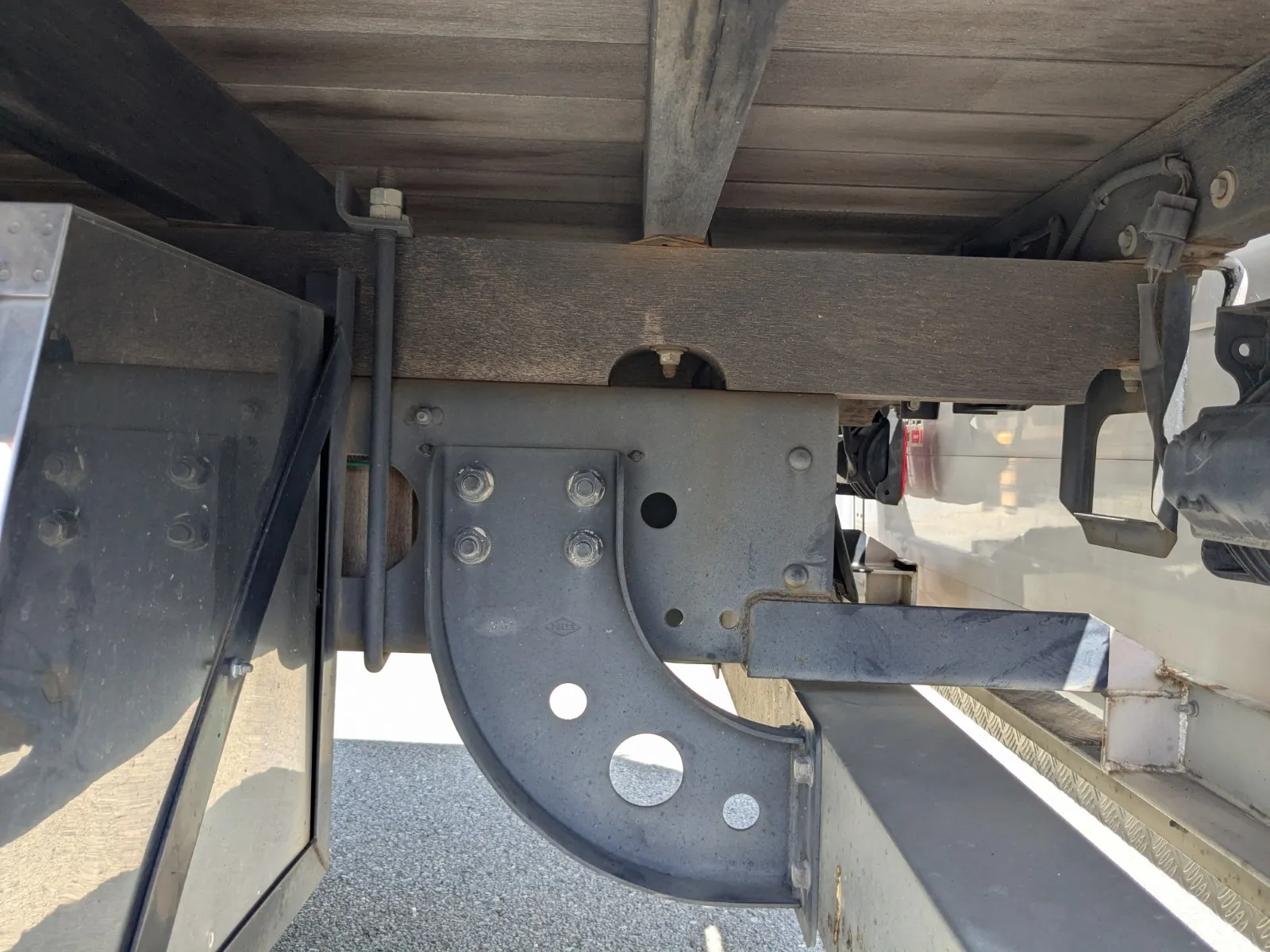 vehicle_image_20260810083614tkAGYxjVvZ.webp