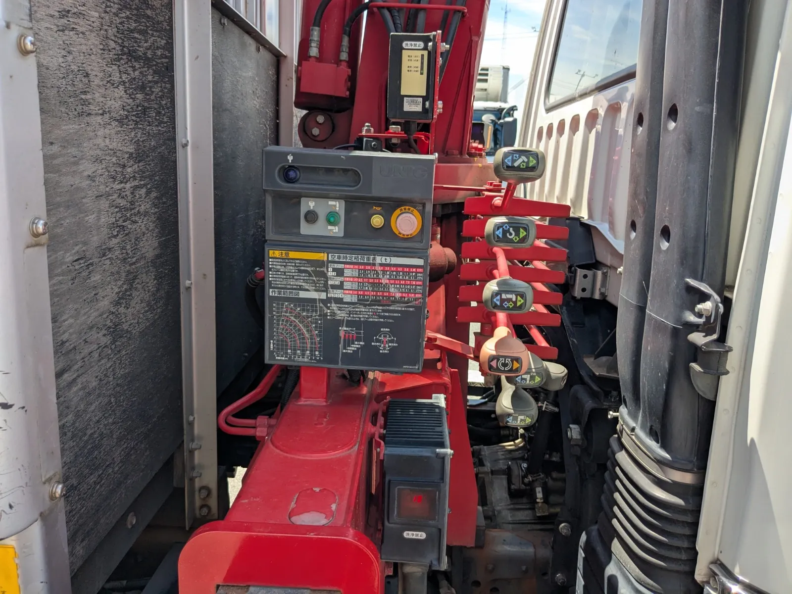 vehicle_image_20260810083618ueOhvfimOW.webp