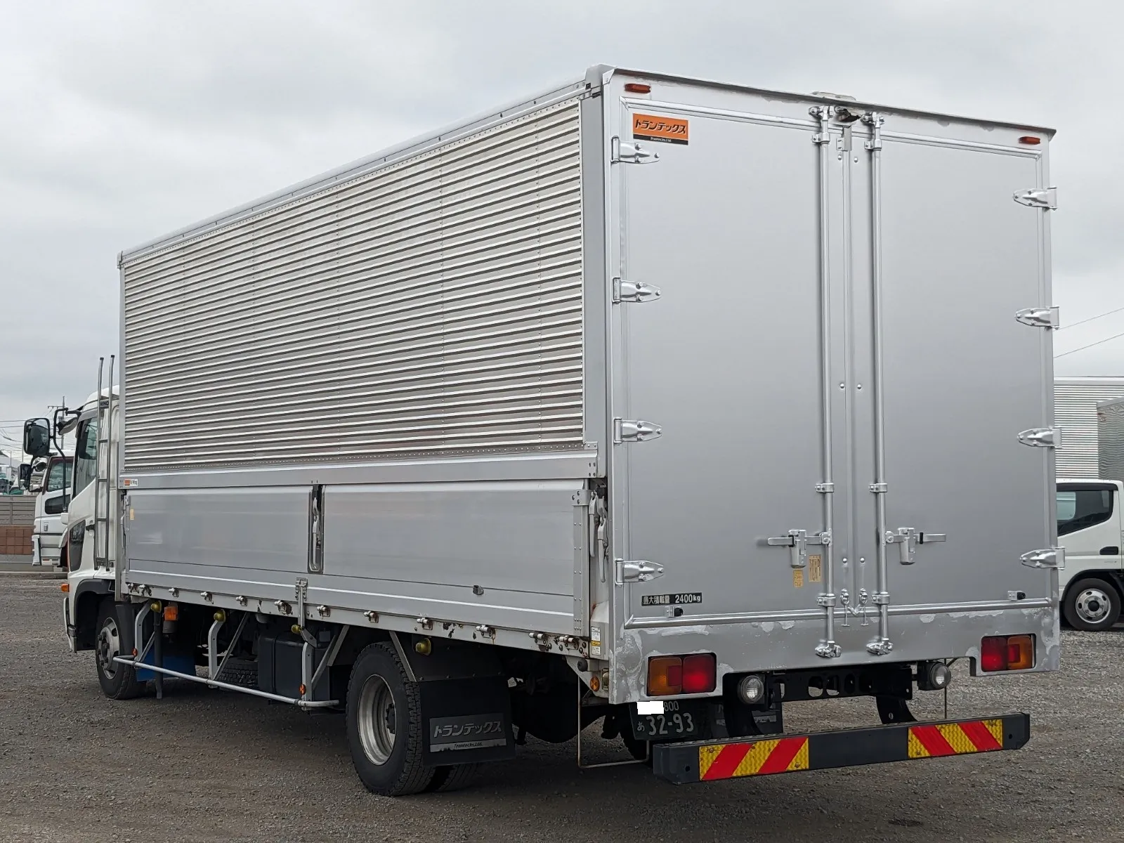 vehicle_image_20260804140045AQSc1kaTuX.webp