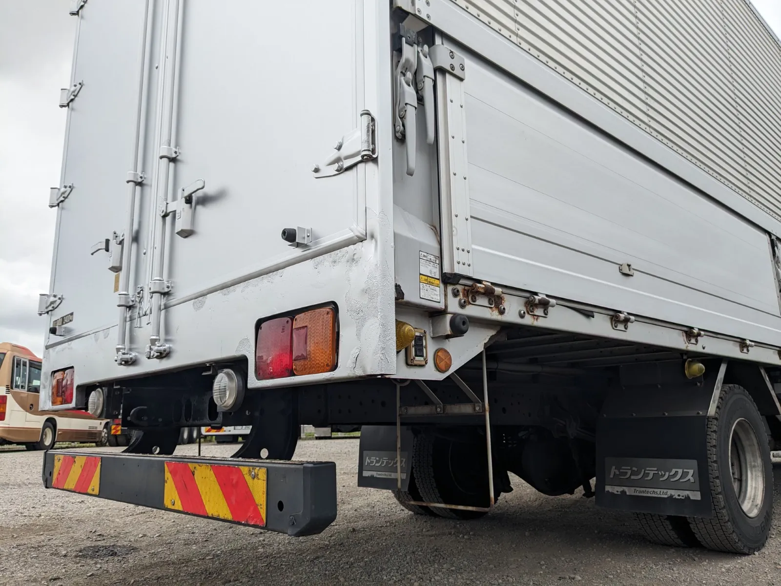 vehicle_image_202608041400461gWubLO4f0.webp