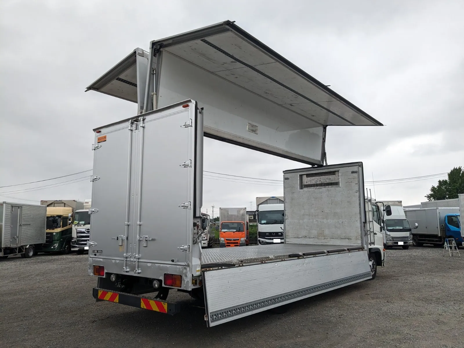 vehicle_image_20260804140058dQwfNKVuyD.webp