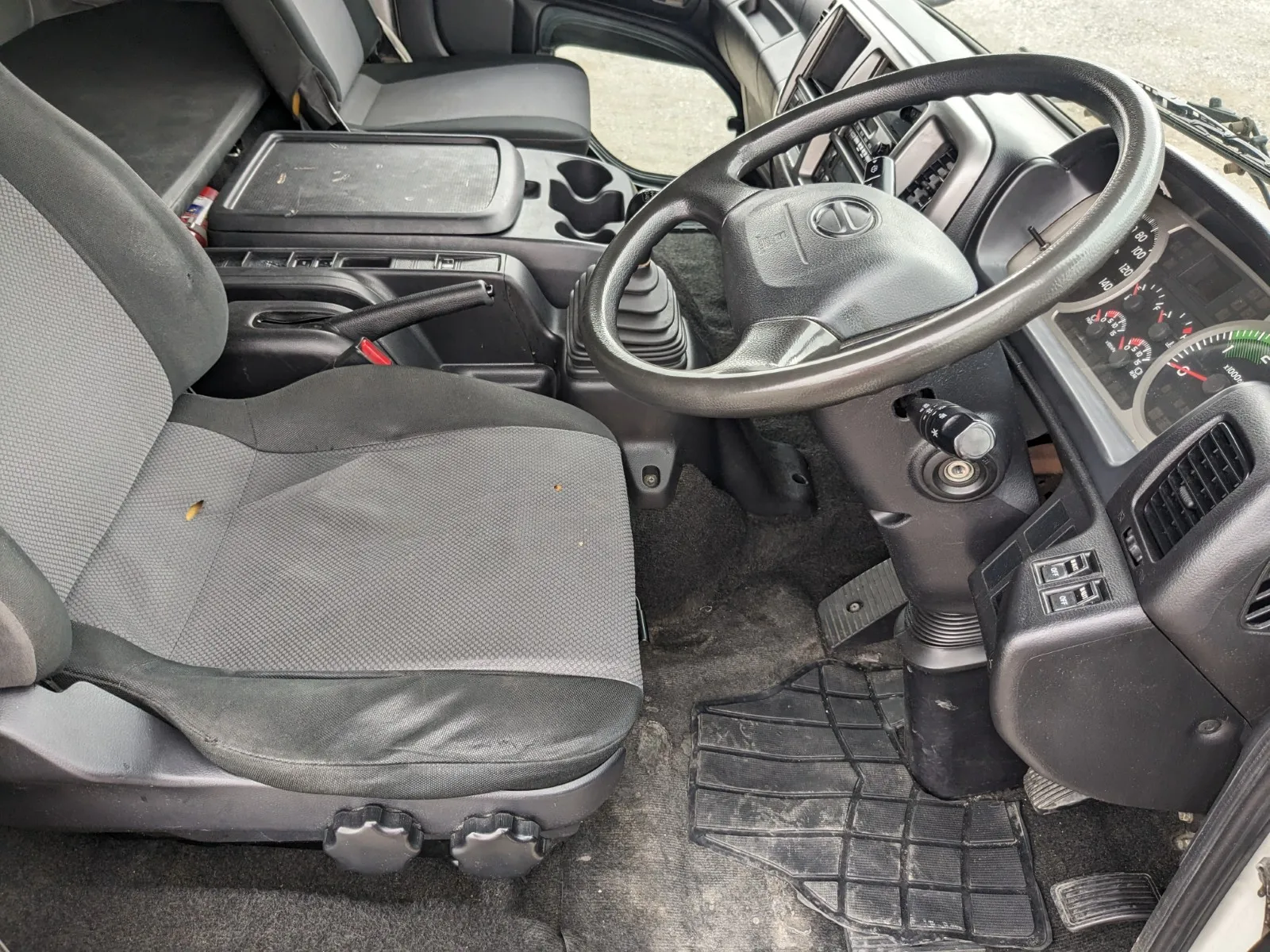 vehicle_image_20260804140059lOTxyFRHRe.webp