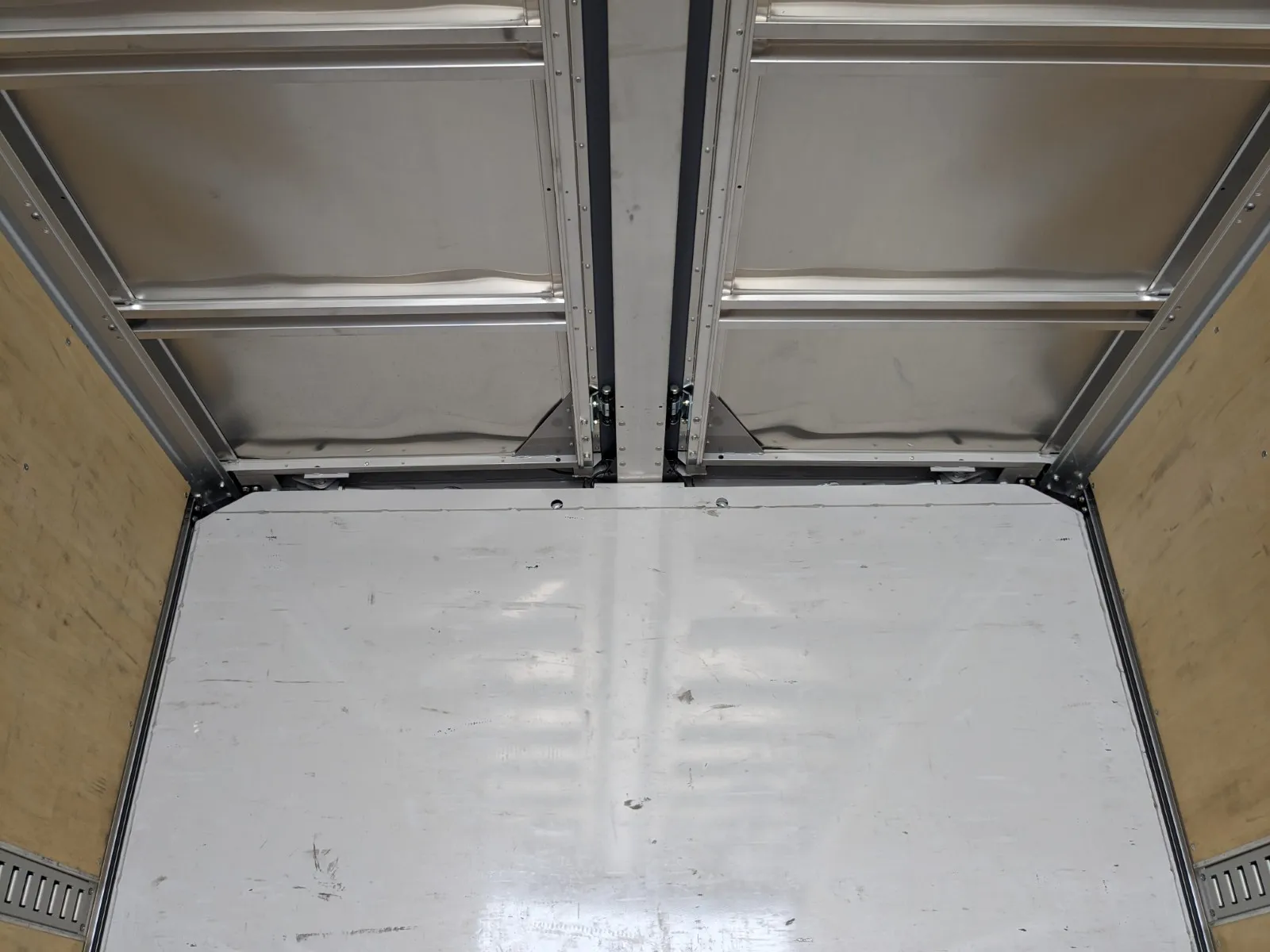 vehicle_image_20260810105945MsTG55rfCf.webp