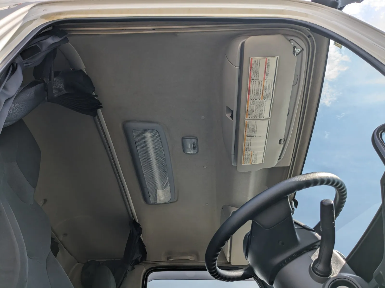 vehicle_image_20260810105954JRCDsdEZzO.webp