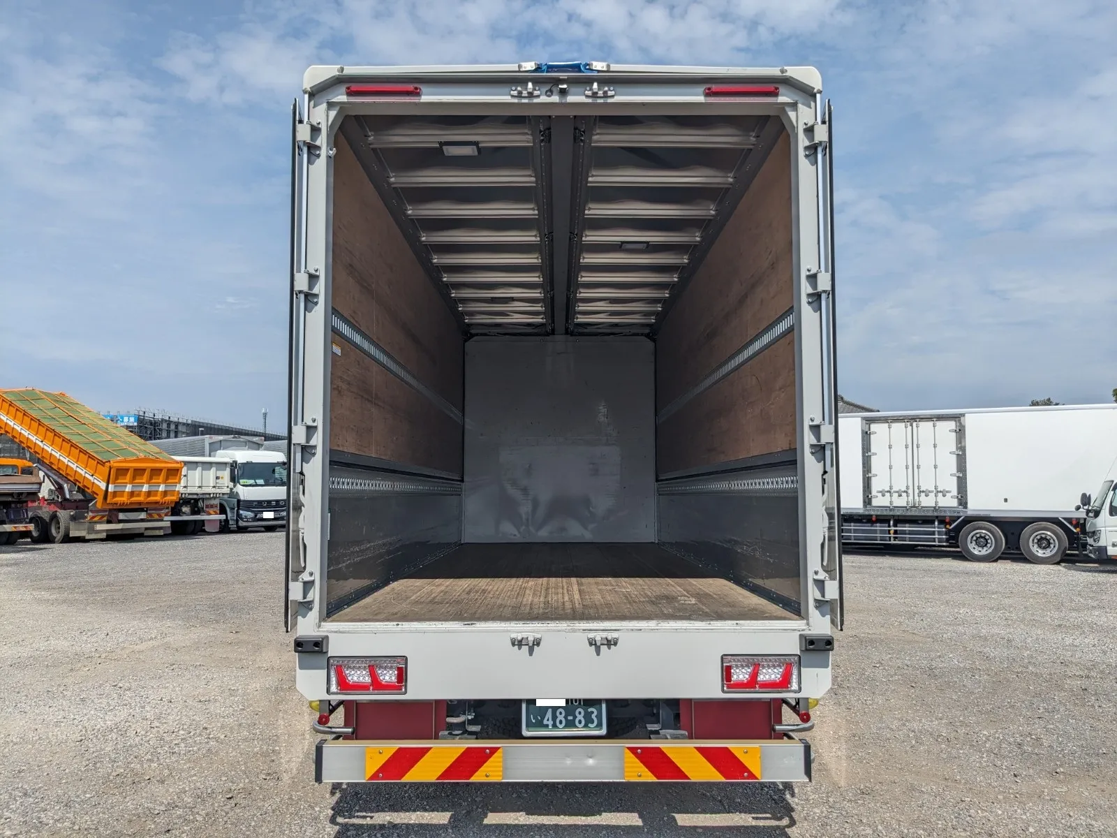 vehicle_image_20260806101210JVuTOJ5r67.webp