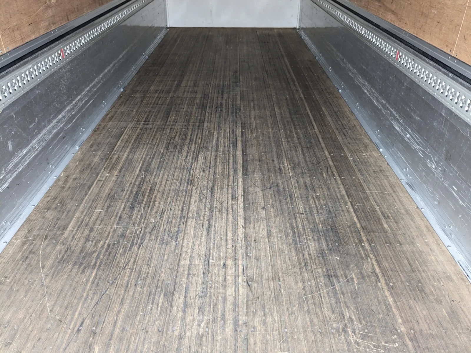 vehicle_image_20260806101211K0BHBcXZKW.webp