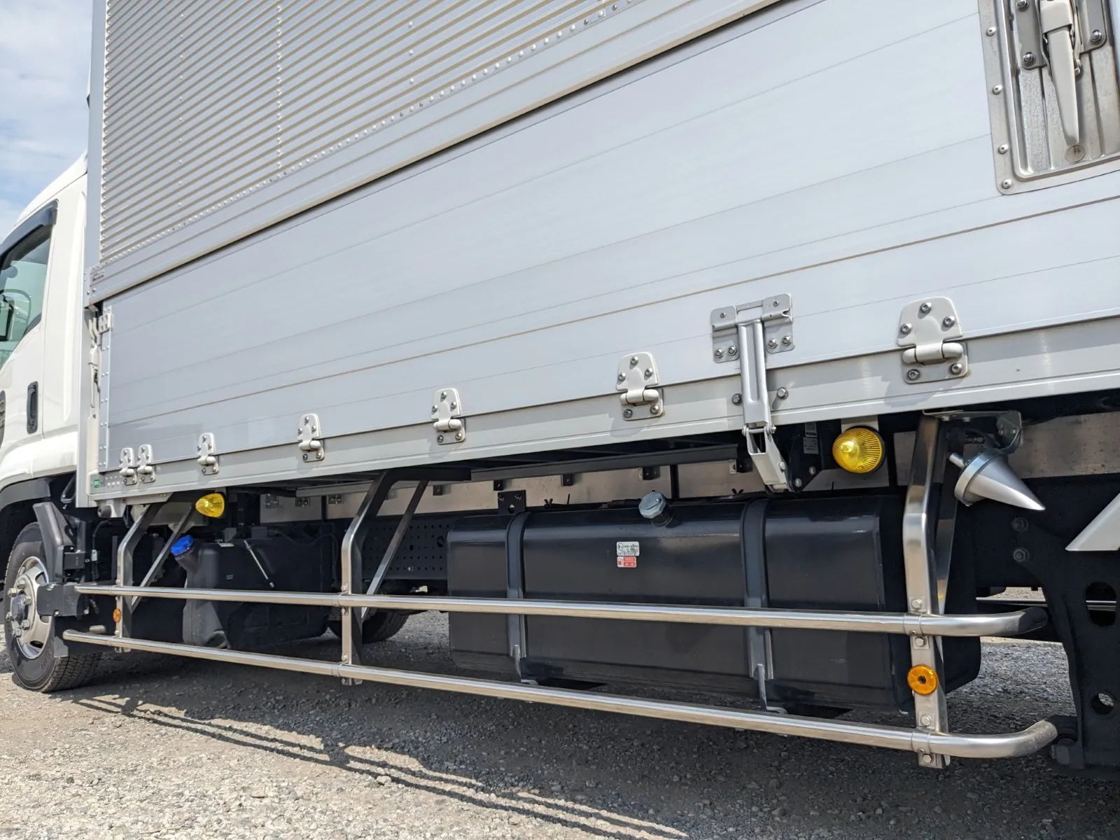 vehicle_image_202608061012165kxqDpfPcL.webp