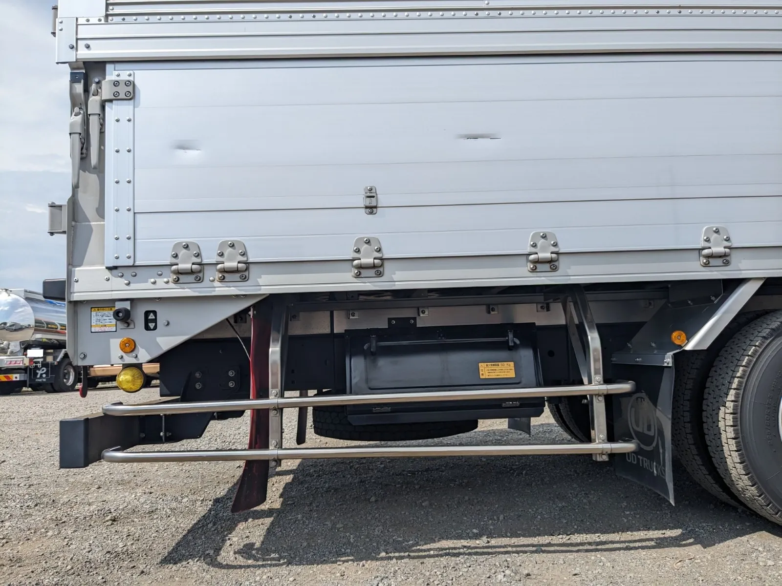 vehicle_image_20260806101217nP2sRuMaFI.webp