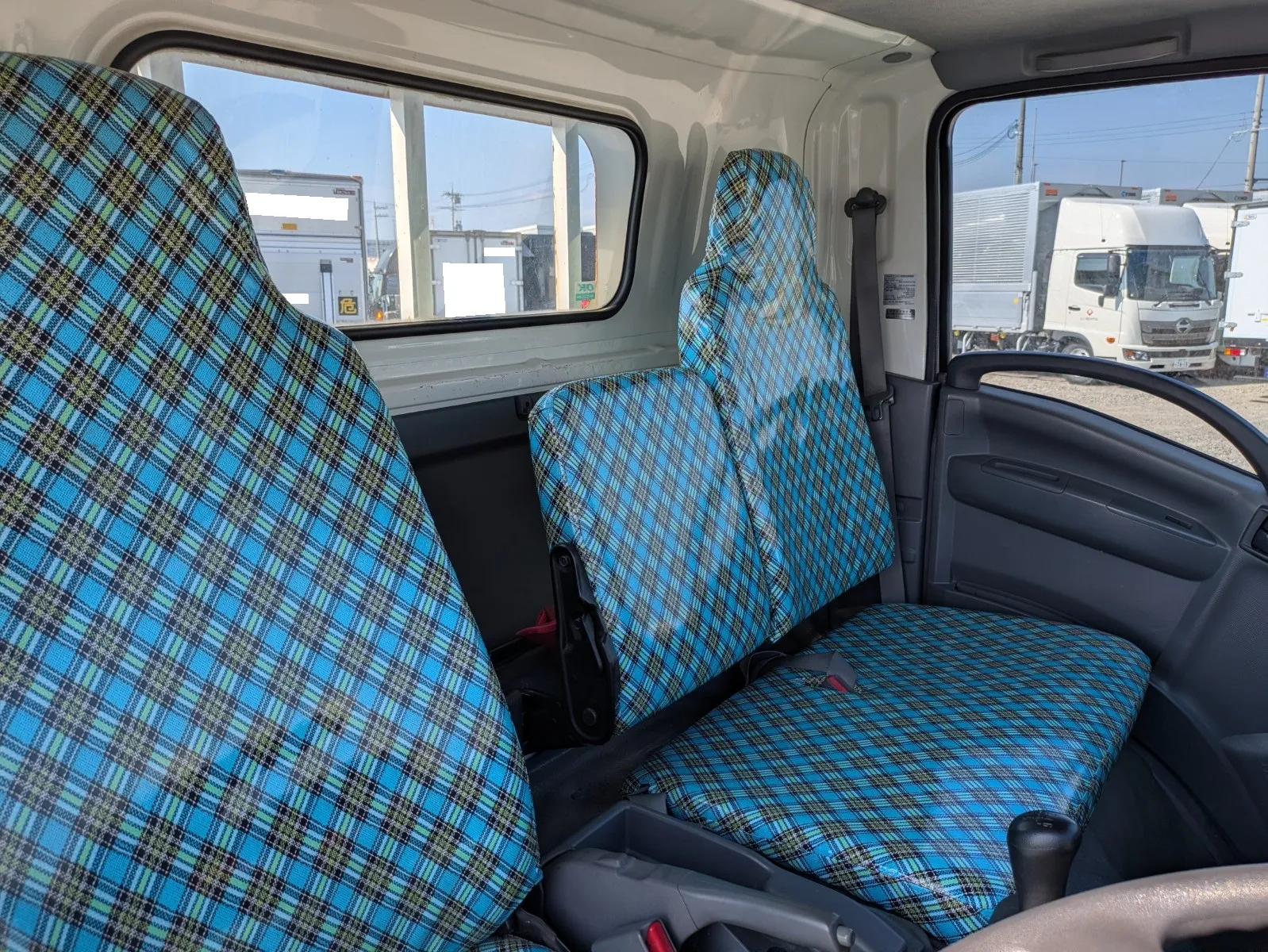 vehicle_image_20260730130446HlncWU7hYS.webp
