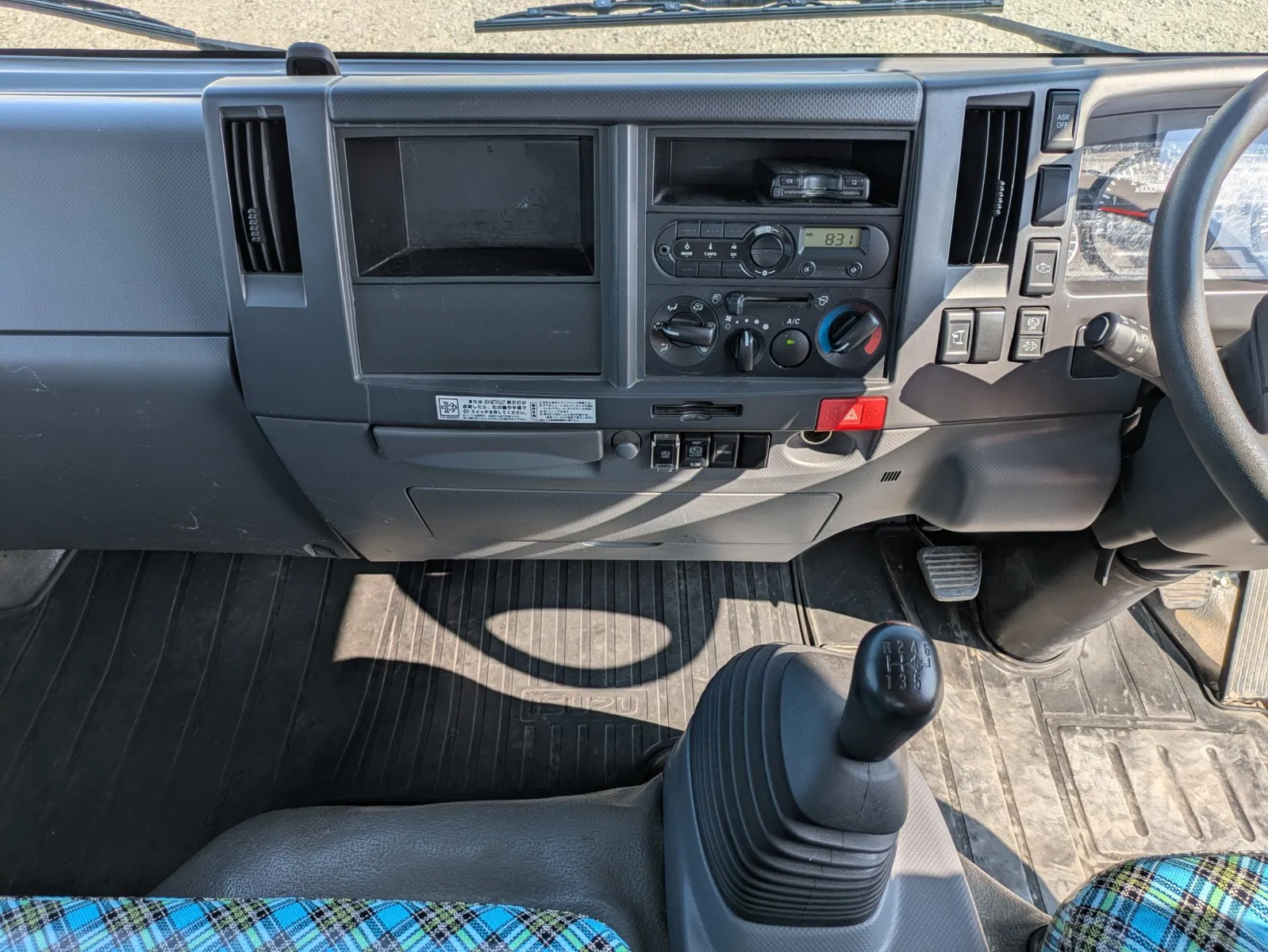 vehicle_image_20260730130447NYy9H8UJGG.webp