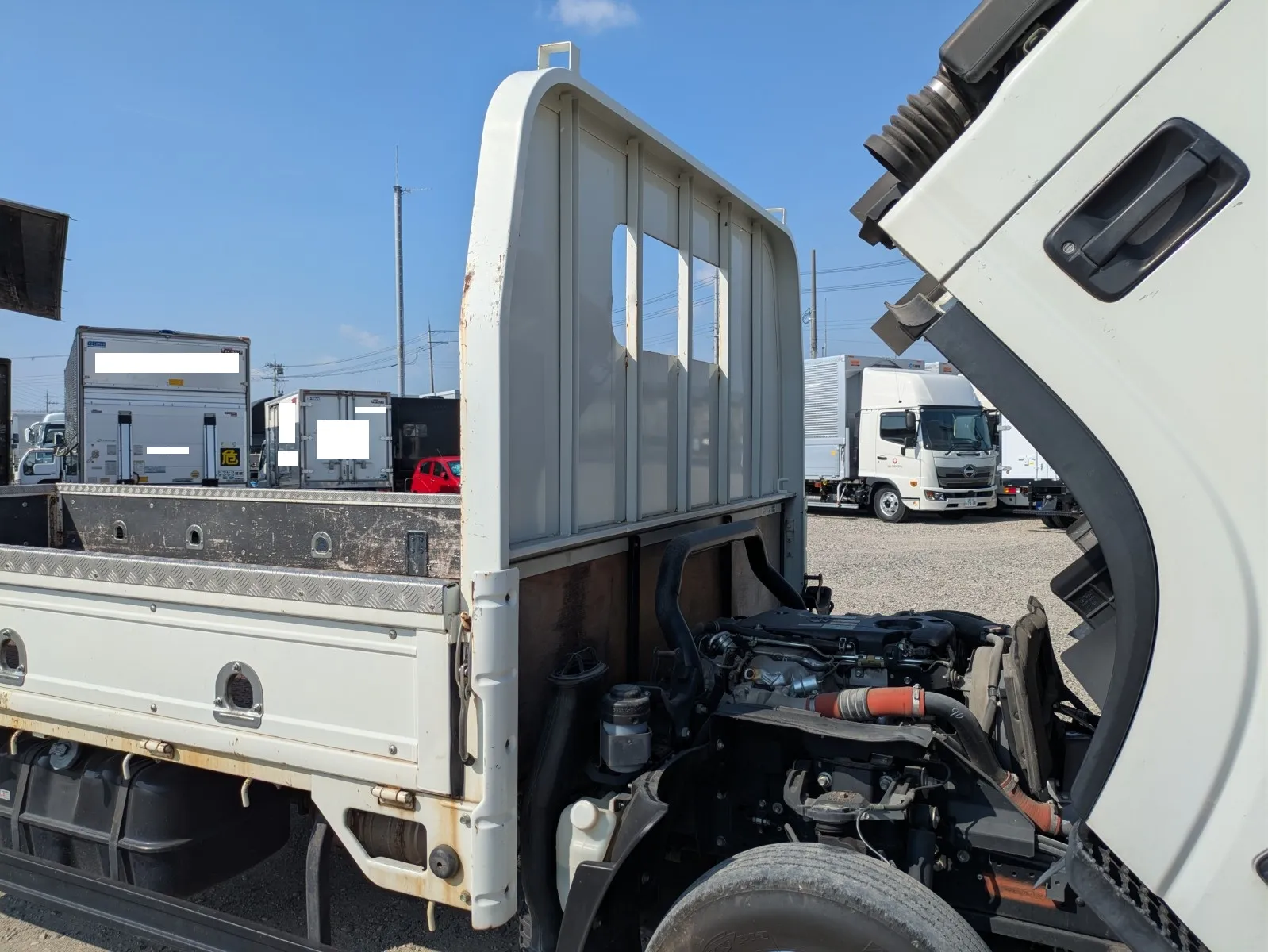 vehicle_image_20260730130449IqAOpmONyR.webp