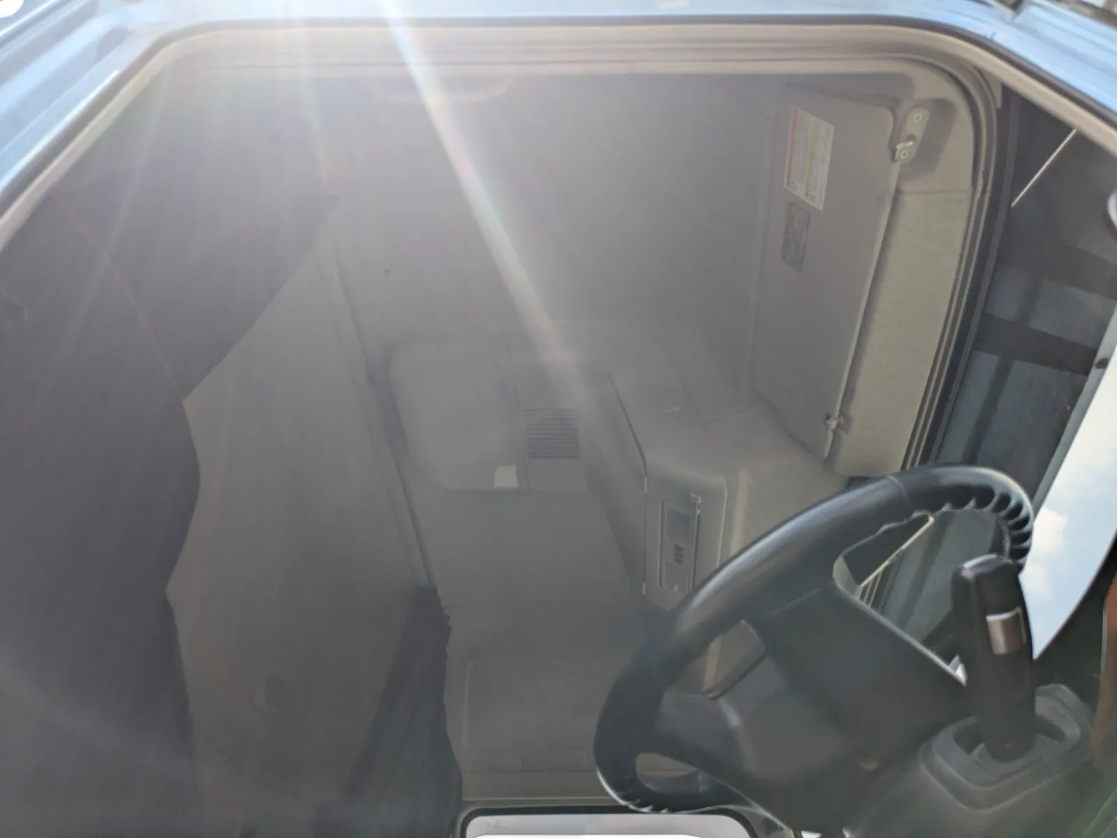vehicle_image_20260806153330wqTdtWMvkw.webp