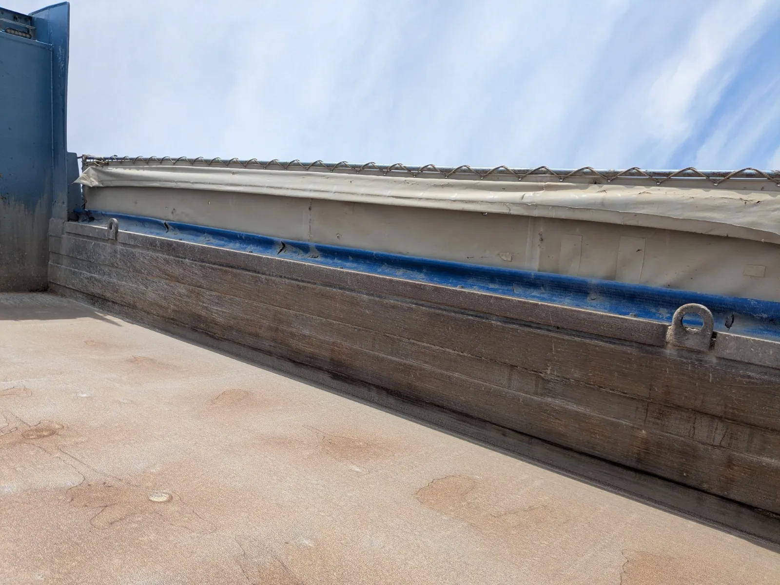 vehicle_image_20260803102359lirsKnLqJl.webp