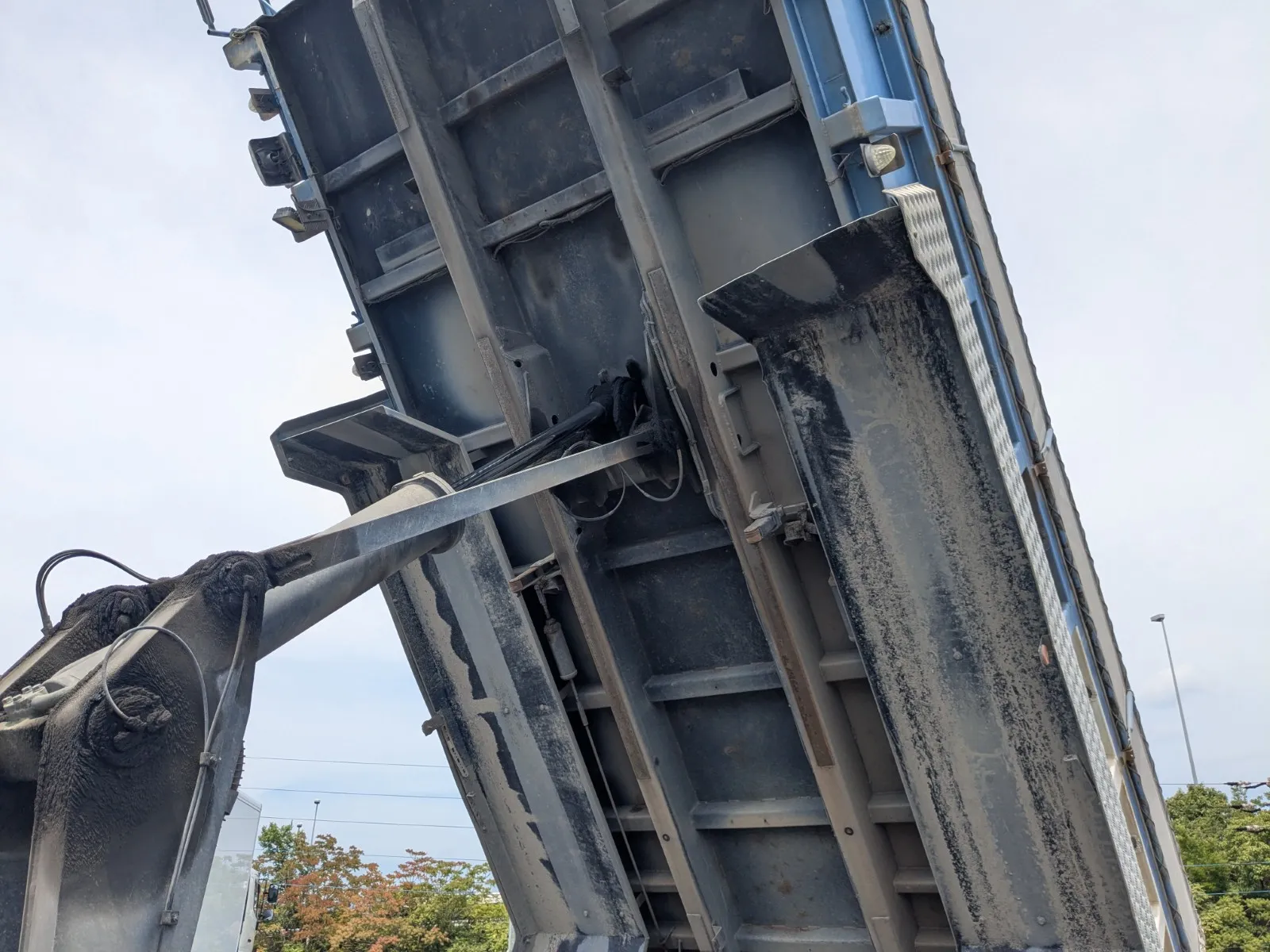 vehicle_image_20260803102401uNy9e0wWyv.webp