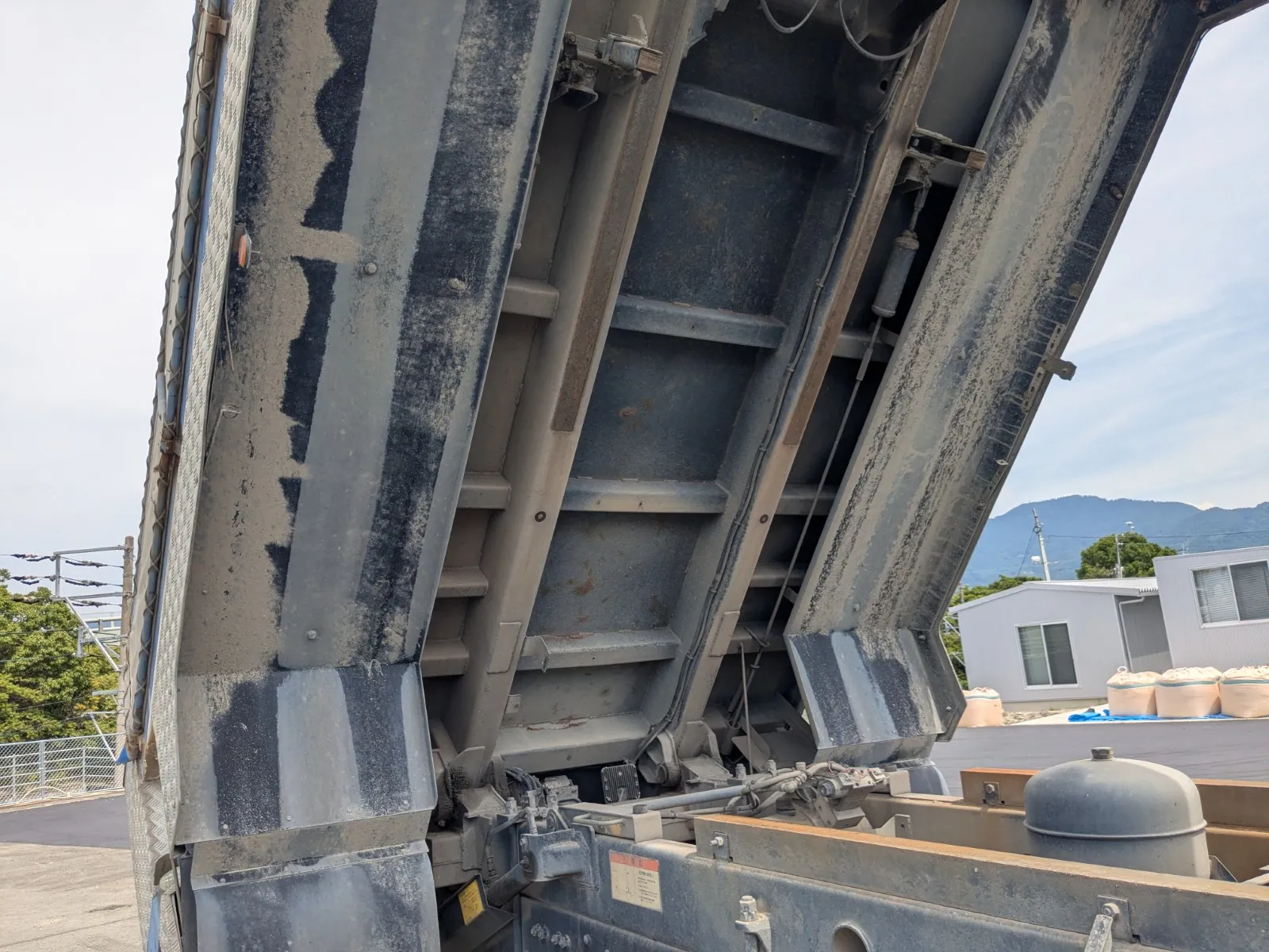 vehicle_image_2026080310240464WSqxZTm6.webp
