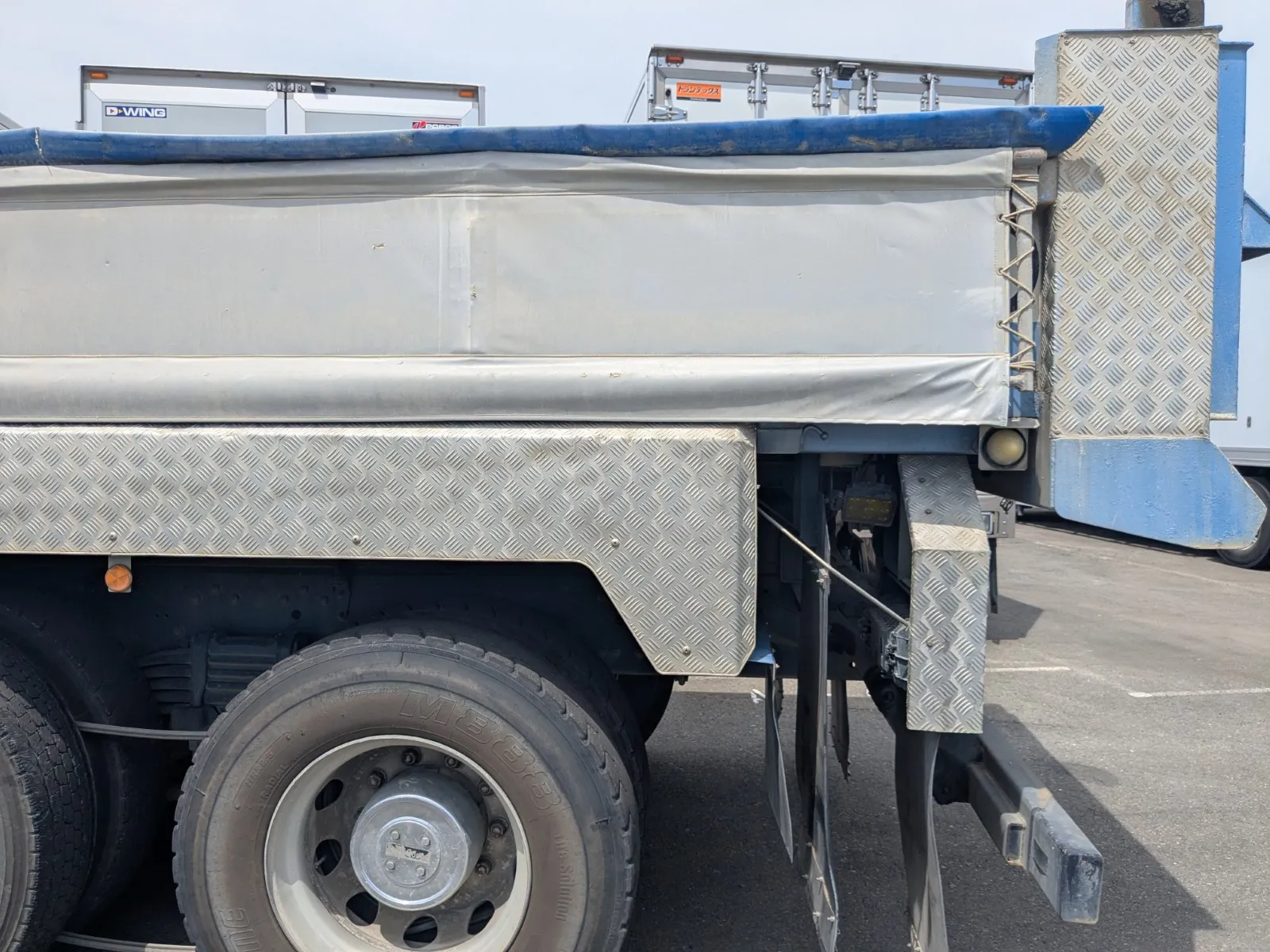 vehicle_image_20260803102406PZtba31e3D.webp