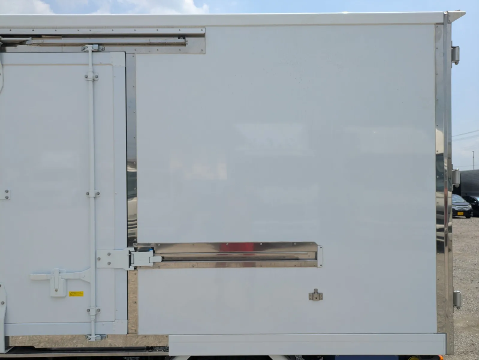 vehicle_image_20260730111006oIrrh0YHpK.webp