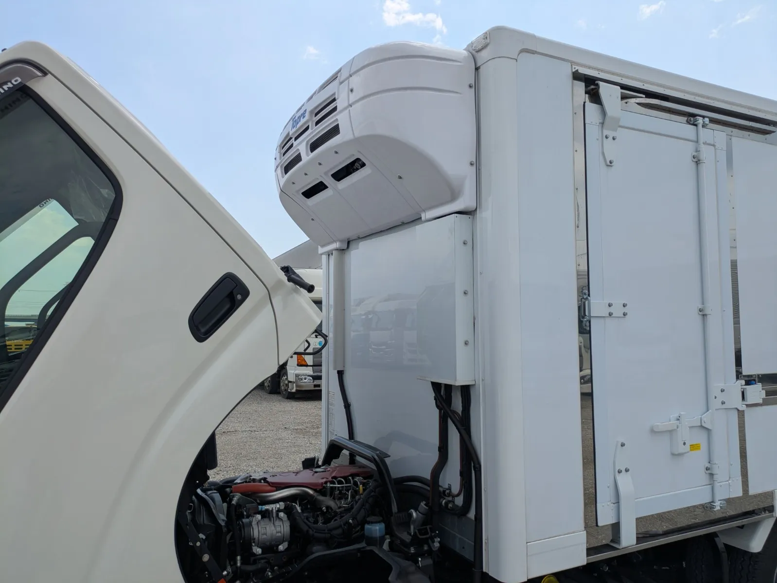 vehicle_image_202607301110154CFZ7PkGWt.webp