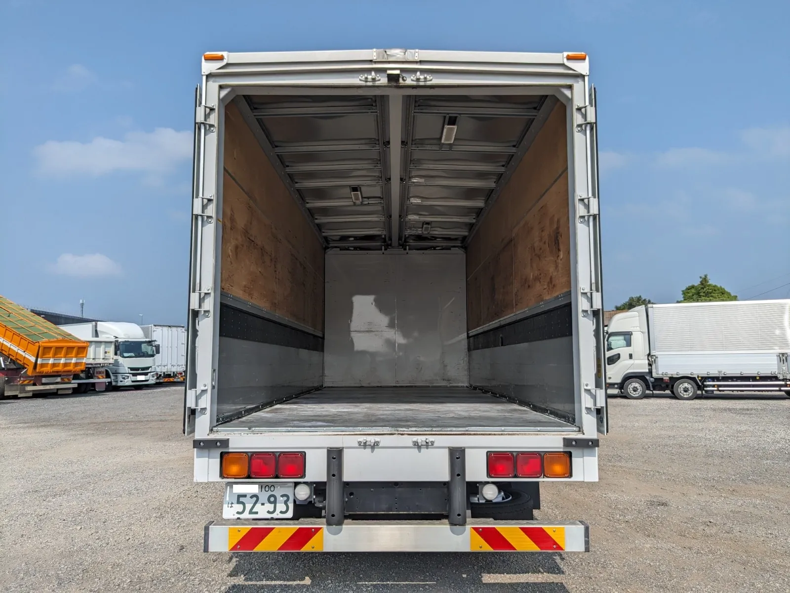 vehicle_image_20260729101046q6SzSTSOvK.webp