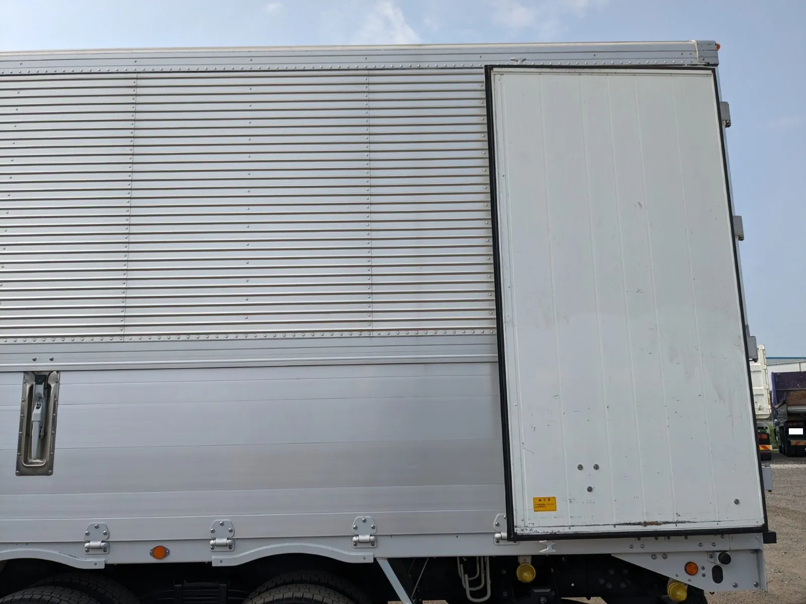 vehicle_image_20260729101050WYUGdJMoQc.webp