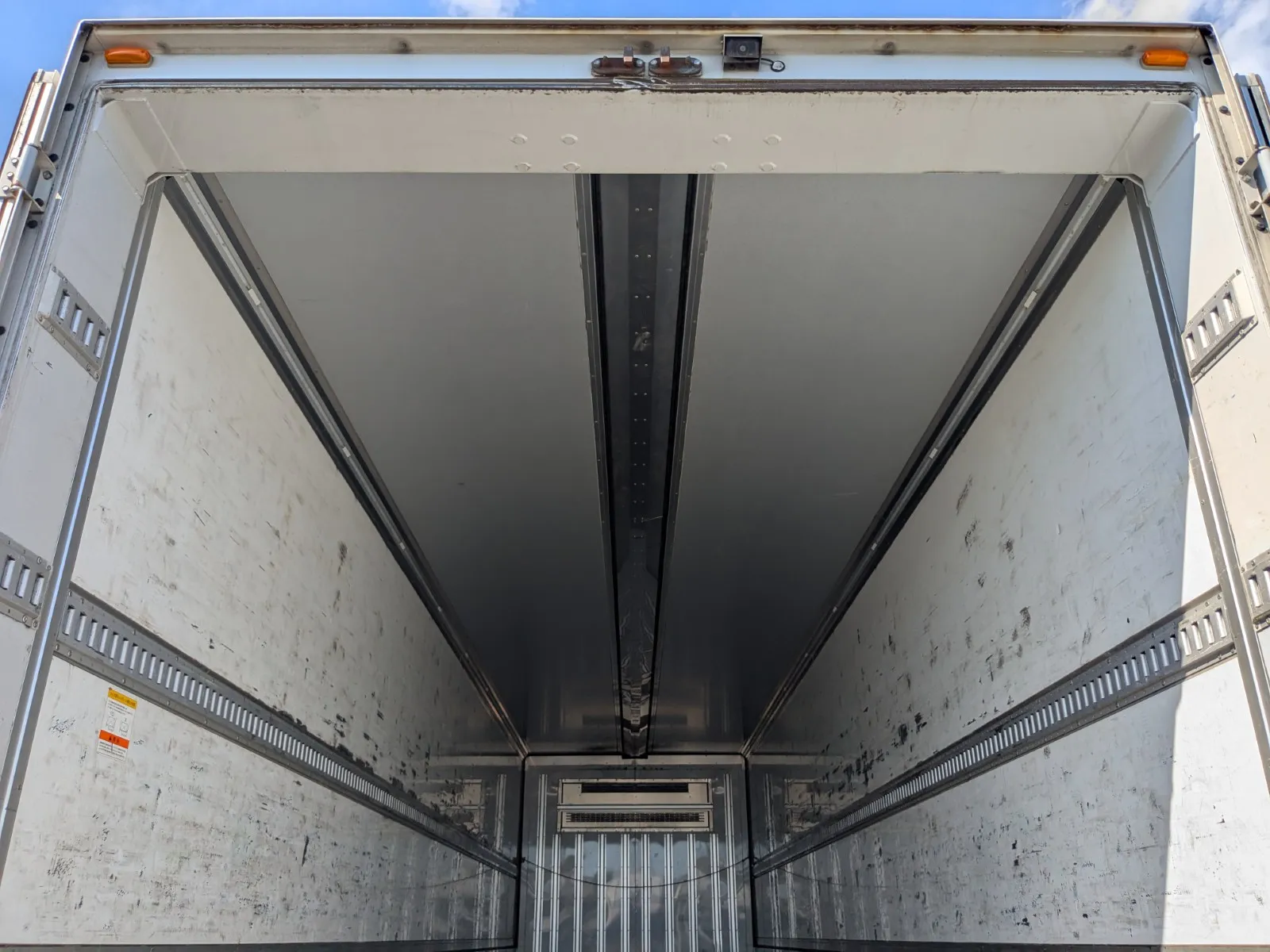 vehicle_image_20260801094550WimYHQvqLB.webp