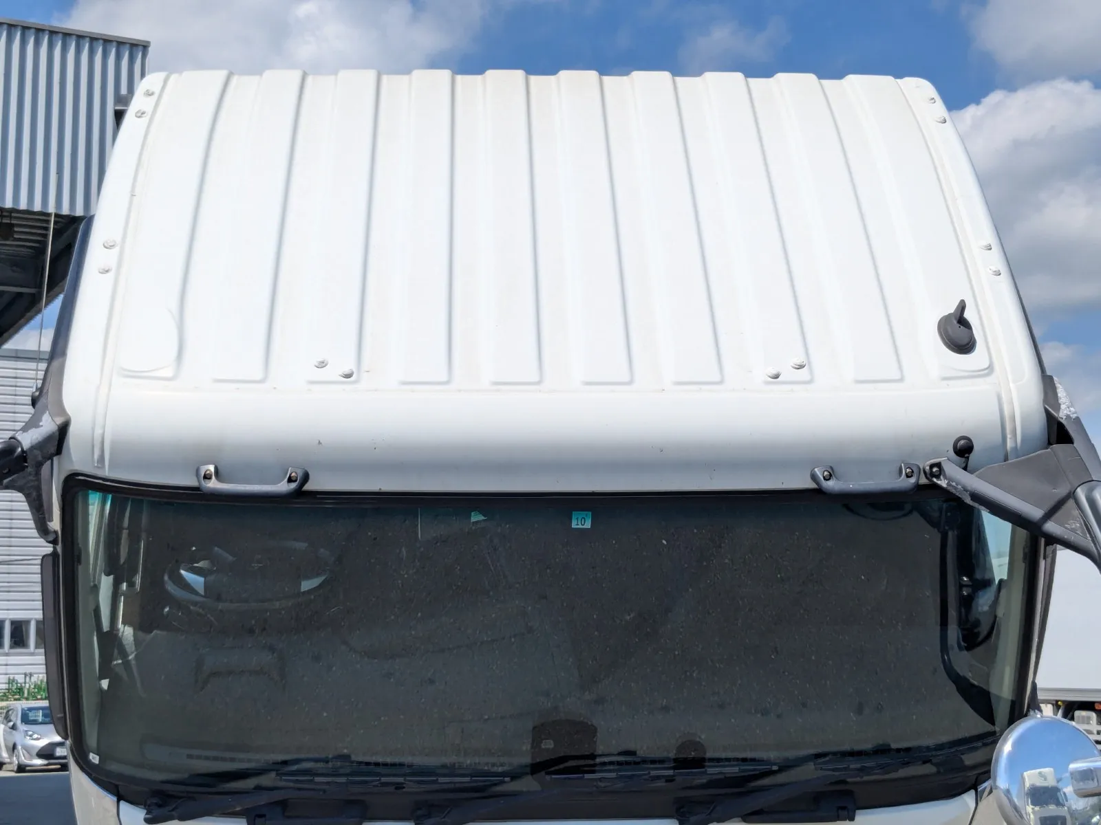 vehicle_image_20260801100951AbLvI5BUqY.webp