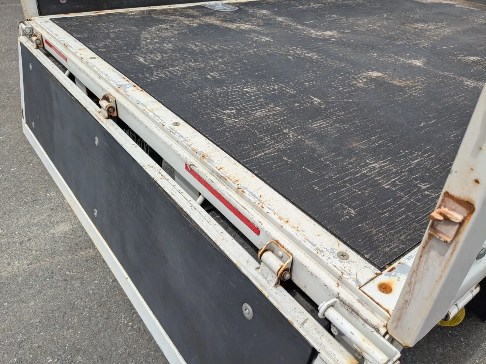 vehicle_image_20260803105628J0V4Wqllj3.webp