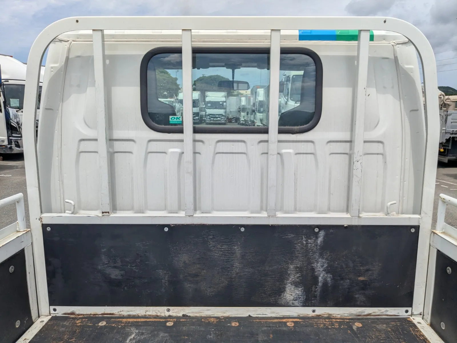 vehicle_image_20260803105630xJrDq4HG4x.webp