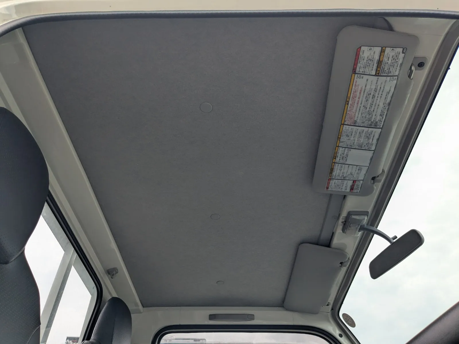 vehicle_image_202608031056338pEYnvuRXn.webp