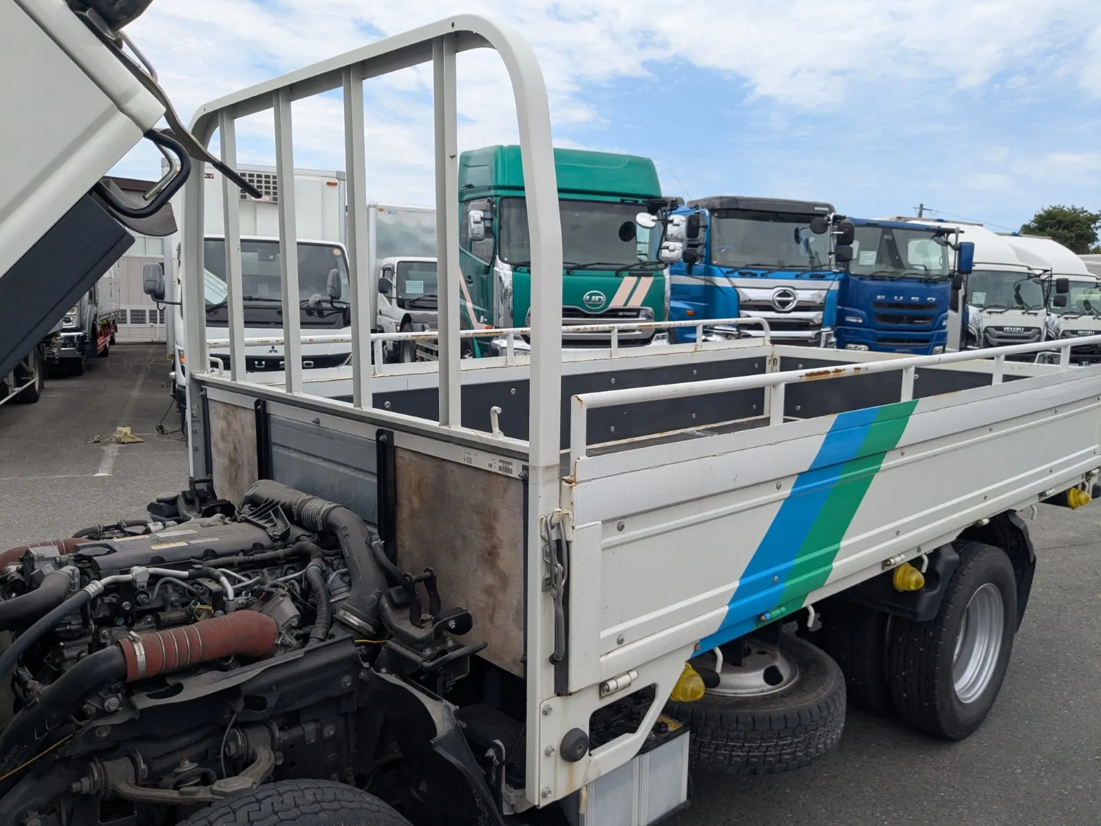 vehicle_image_20260803105635l0J0cPU8AR.webp