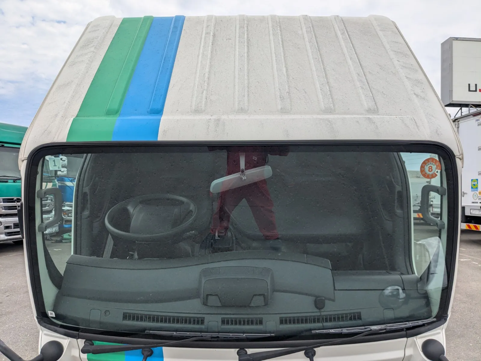 vehicle_image_20260803105636pThrbQfHBo.webp