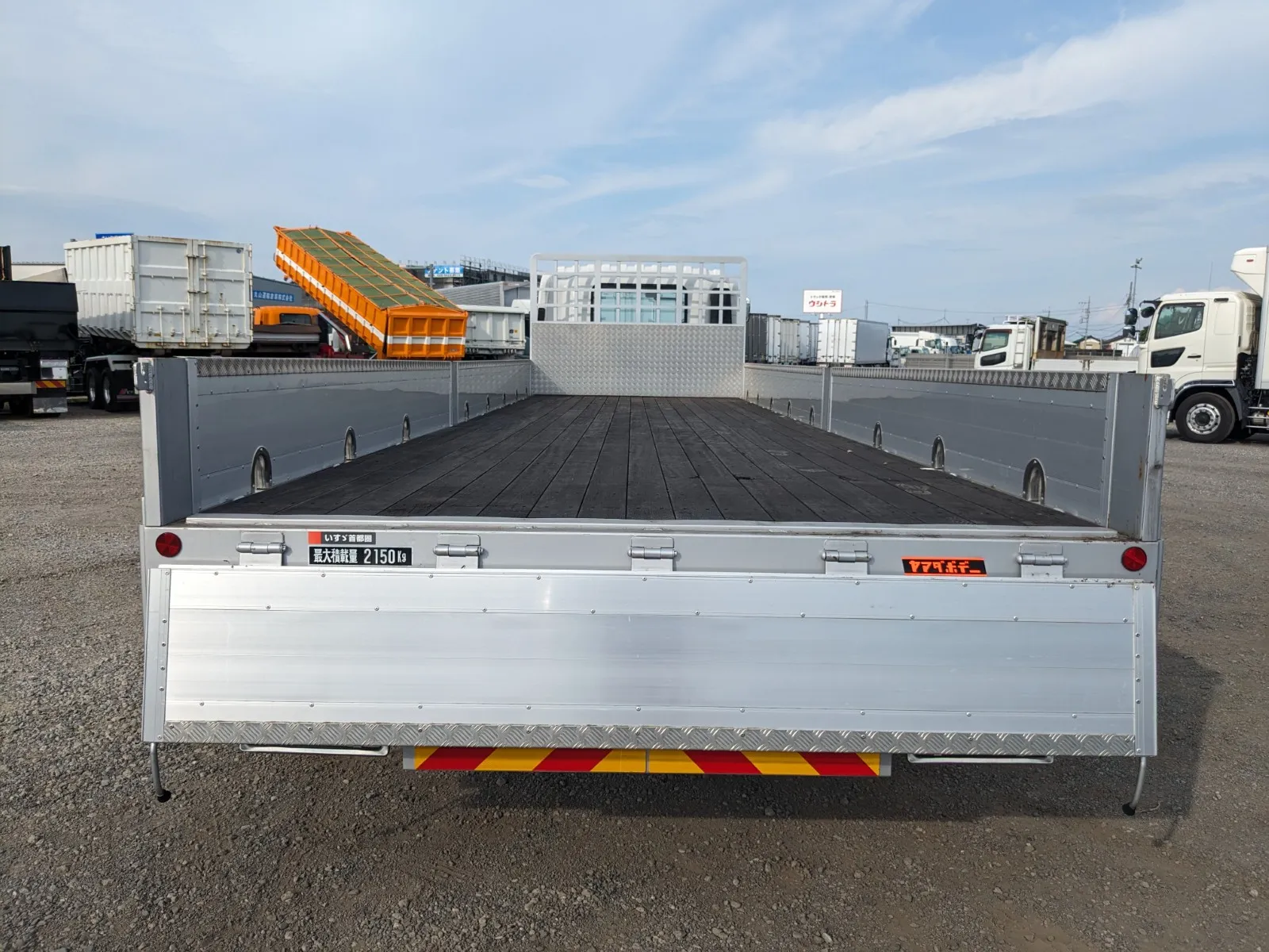 vehicle_image_20260804134316mLmO9DXNrw.webp