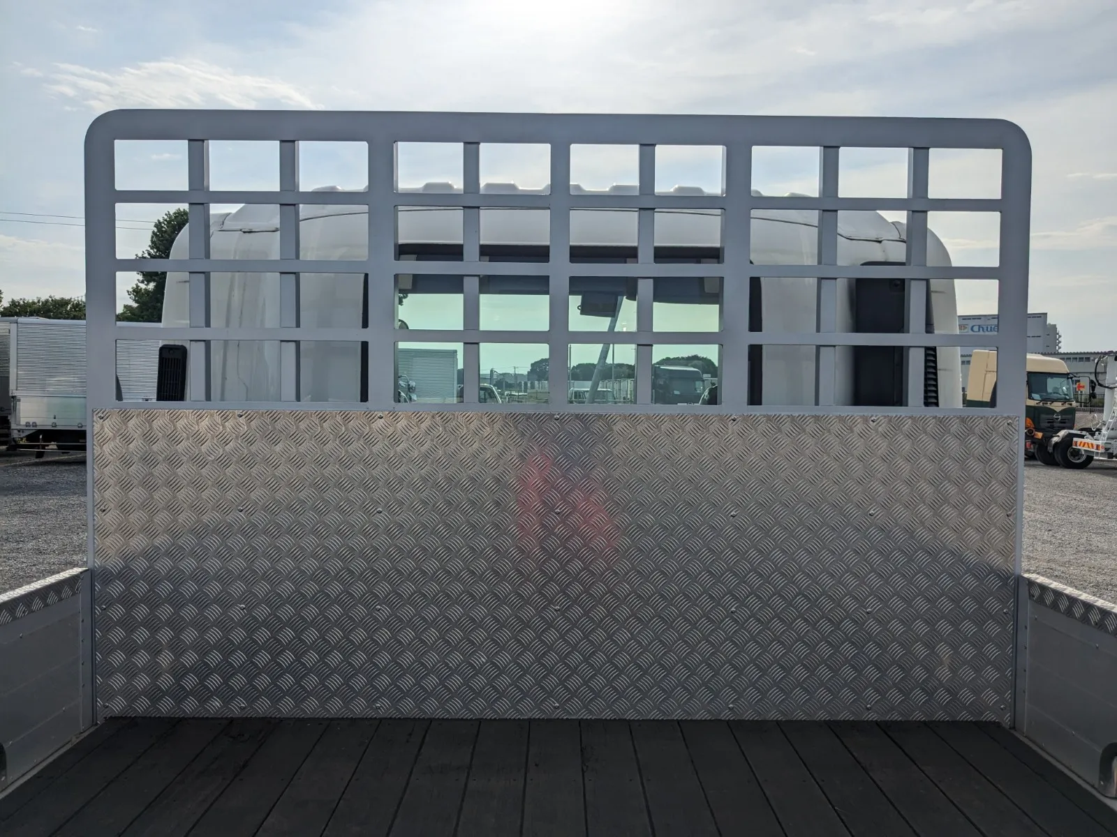 vehicle_image_20260804134318nTSsE8PsEW.webp