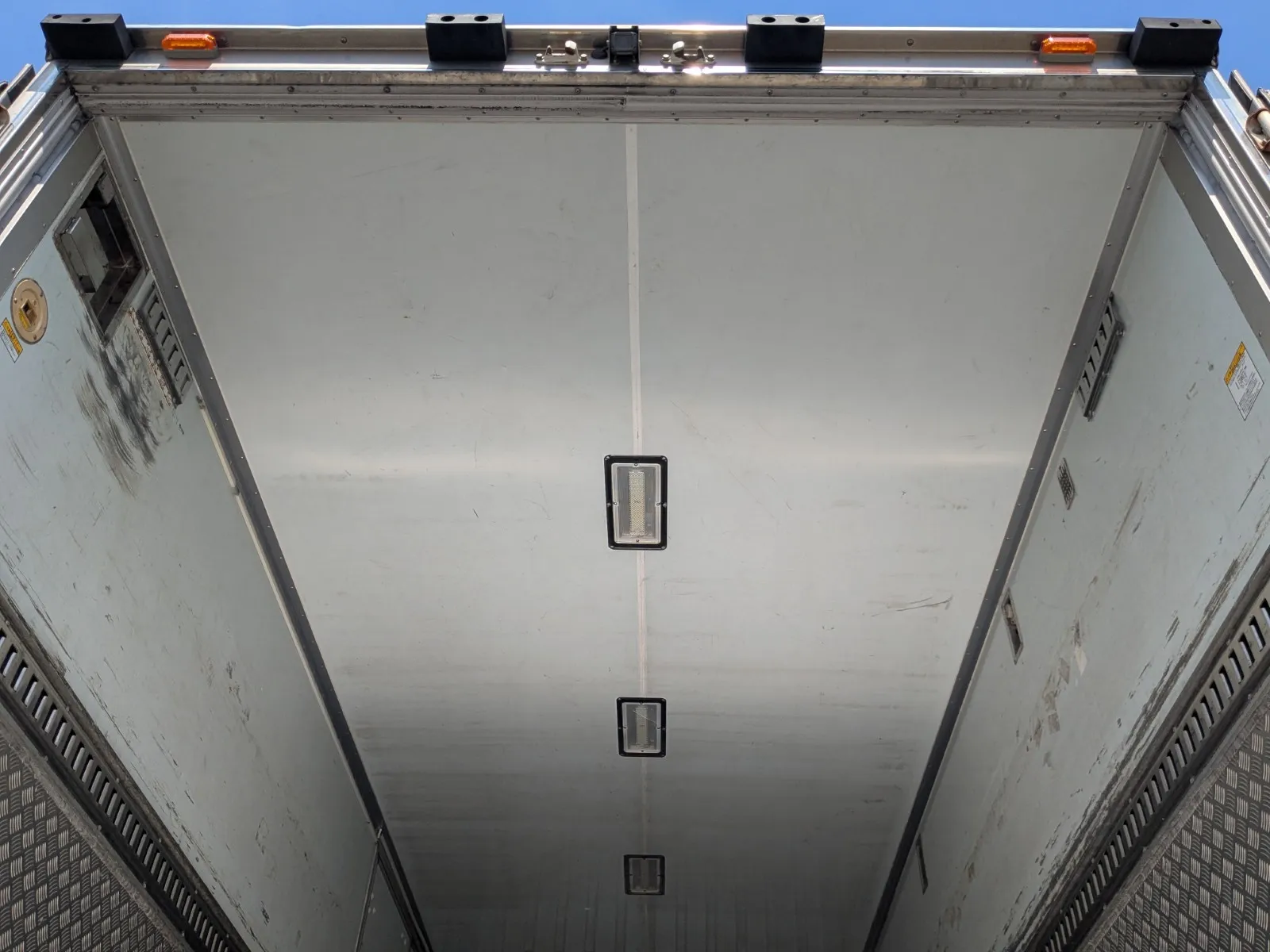 vehicle_image_20260803104429g574EBPf5Q.webp