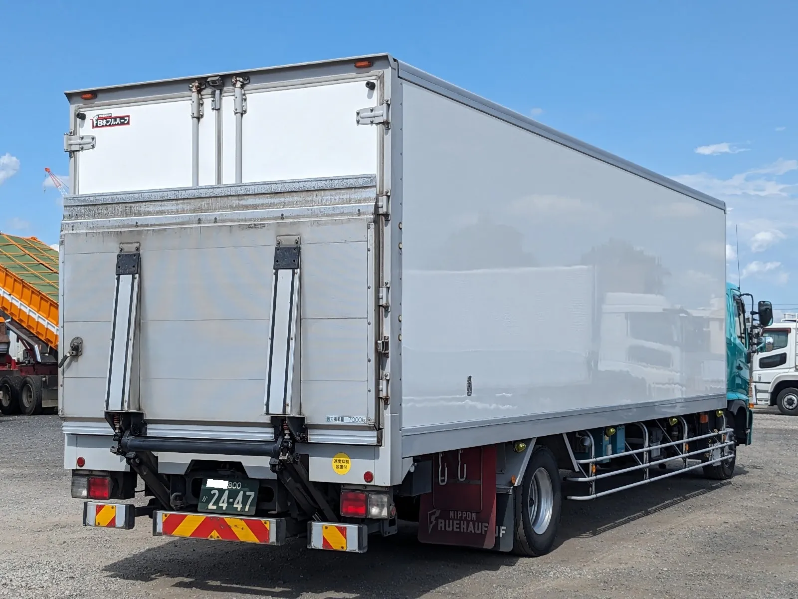 vehicle_image_20260810171402FiJ6EUc7sD.webp