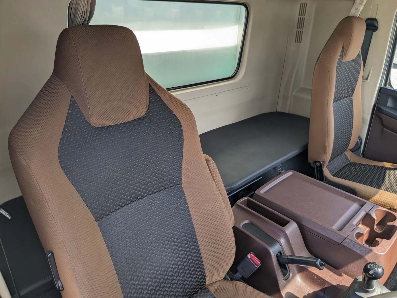 vehicle_image_20260810171422Fhx9SPsPwk.webp