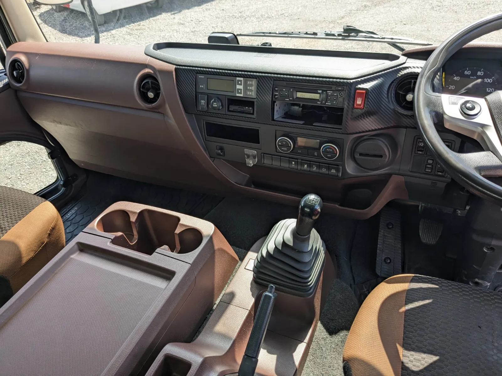 vehicle_image_20260810171422OMqDXMMlMh.webp