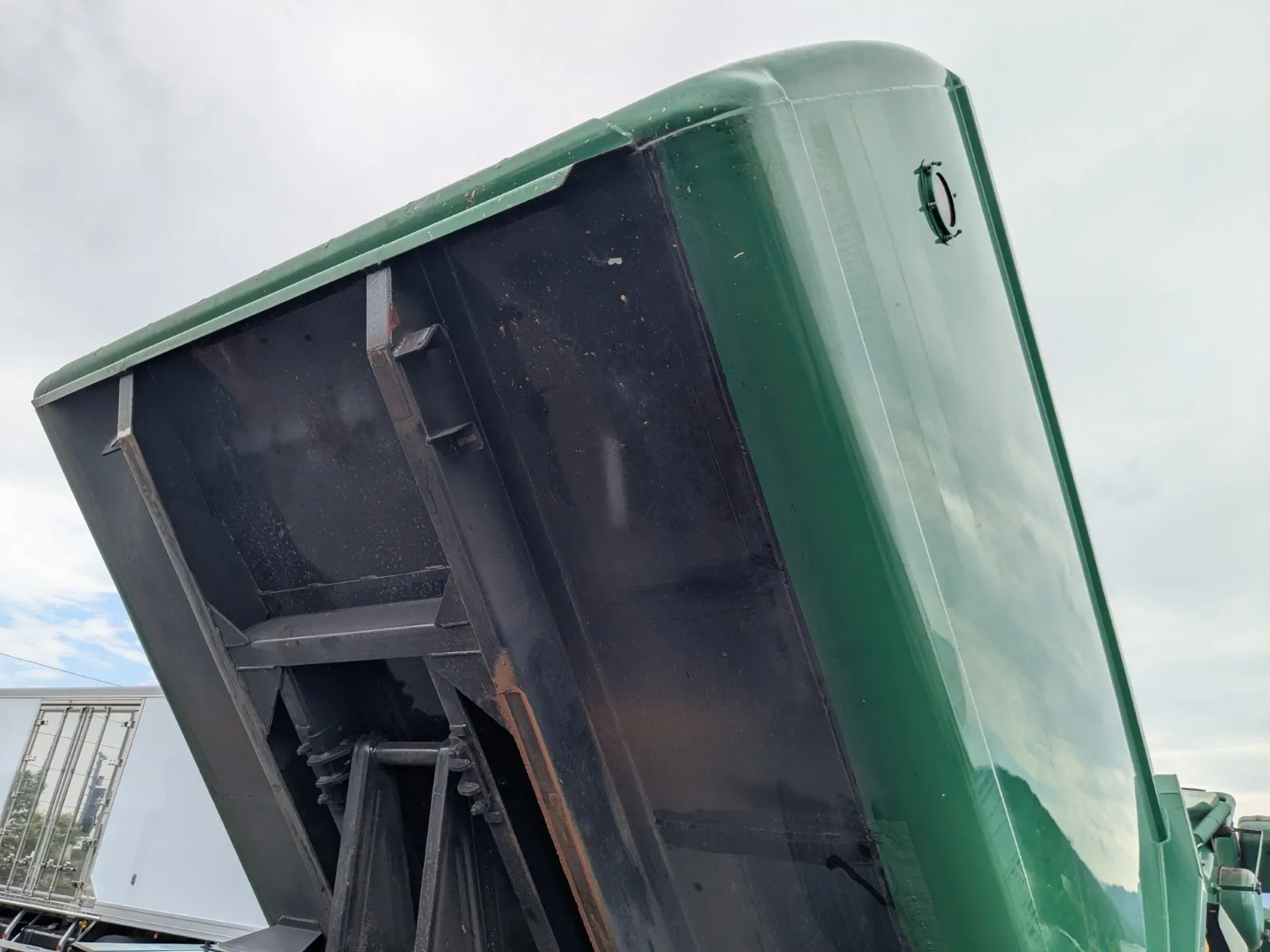 vehicle_image_20260806151848hdOjPeQ05t.webp