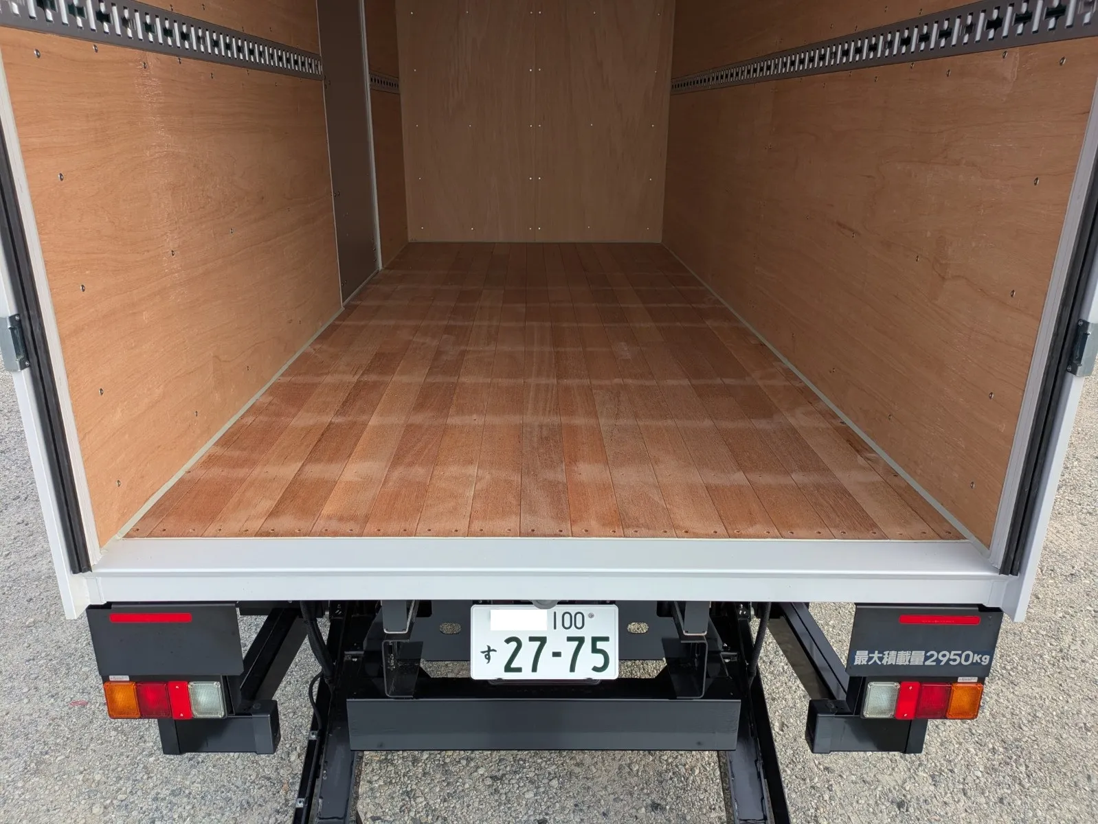 vehicle_image_20260804100850d15DEDQaVr.webp