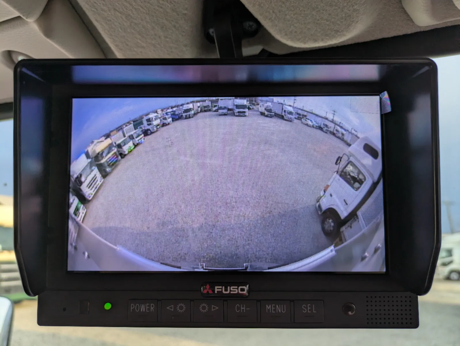 vehicle_image_20260804100900hpywc68HuM.webp
