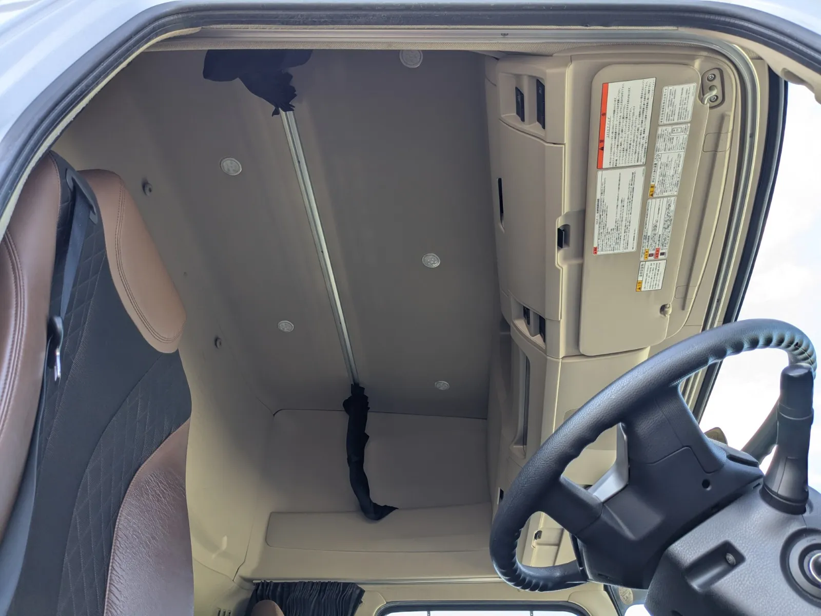vehicle_image_20260807095733hIQBPLWrlX.webp