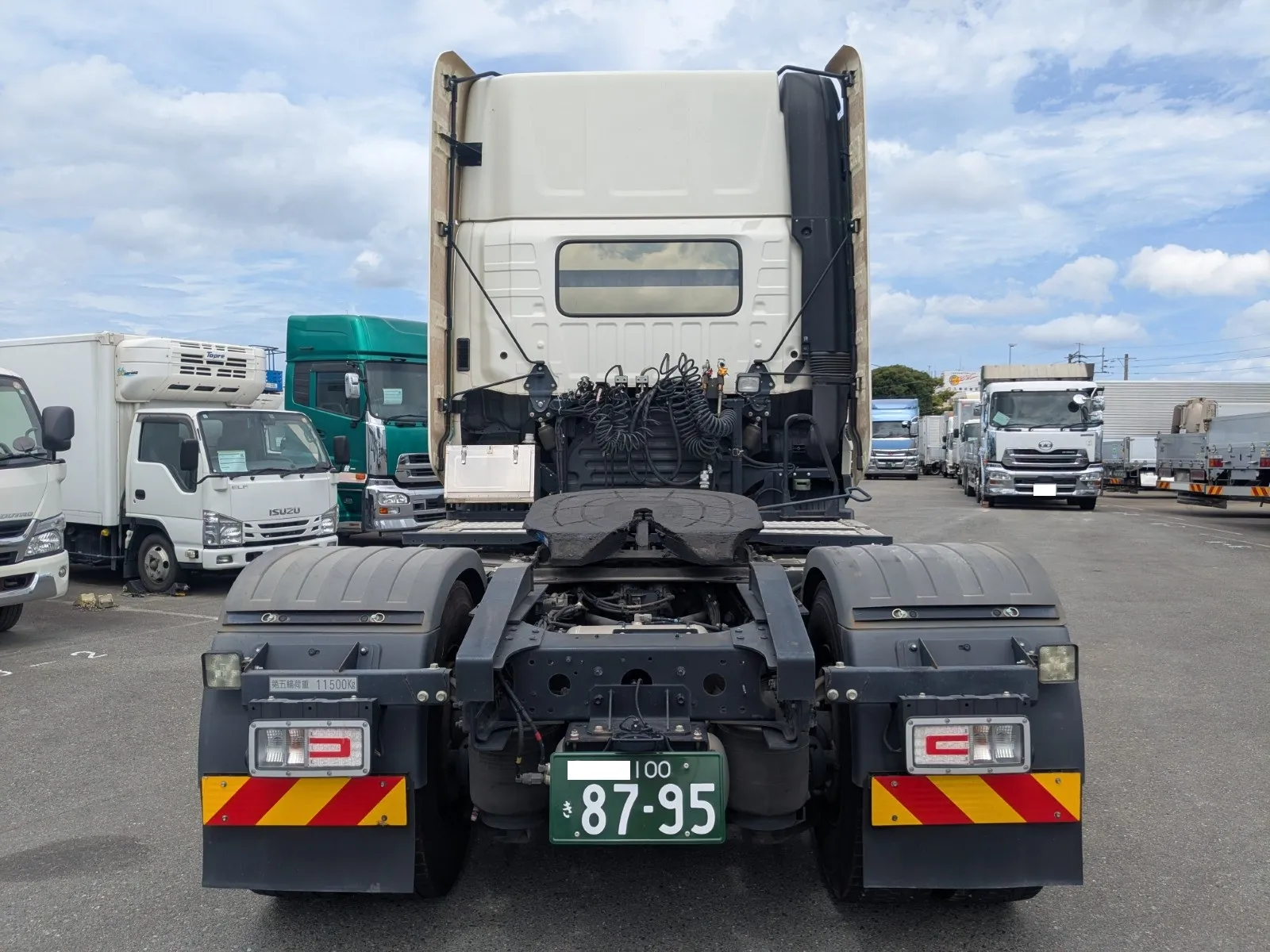 vehicle_image_20260810110437qgVzZ7i5Gc.webp