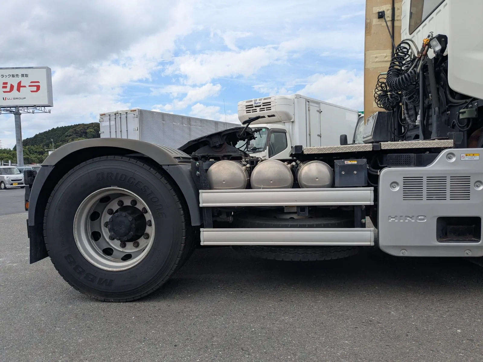 vehicle_image_20260810110442qdK9rGCnFy.webp