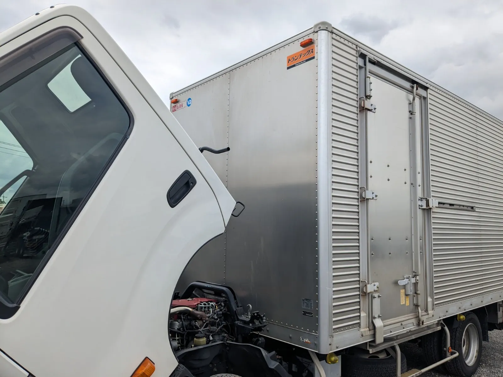 vehicle_image_20260708112813HWE8bdeKPI.webp