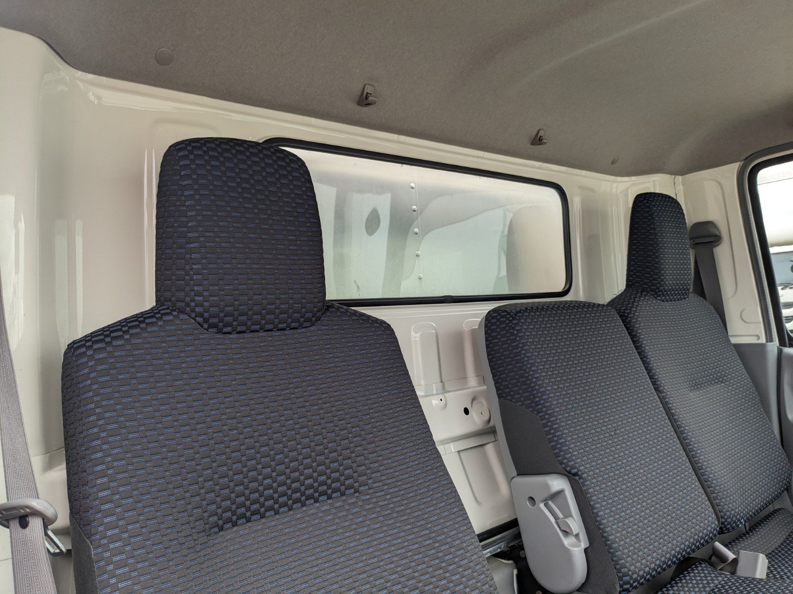 vehicle_image_20260529132359NO9nlHKLpf.jpg