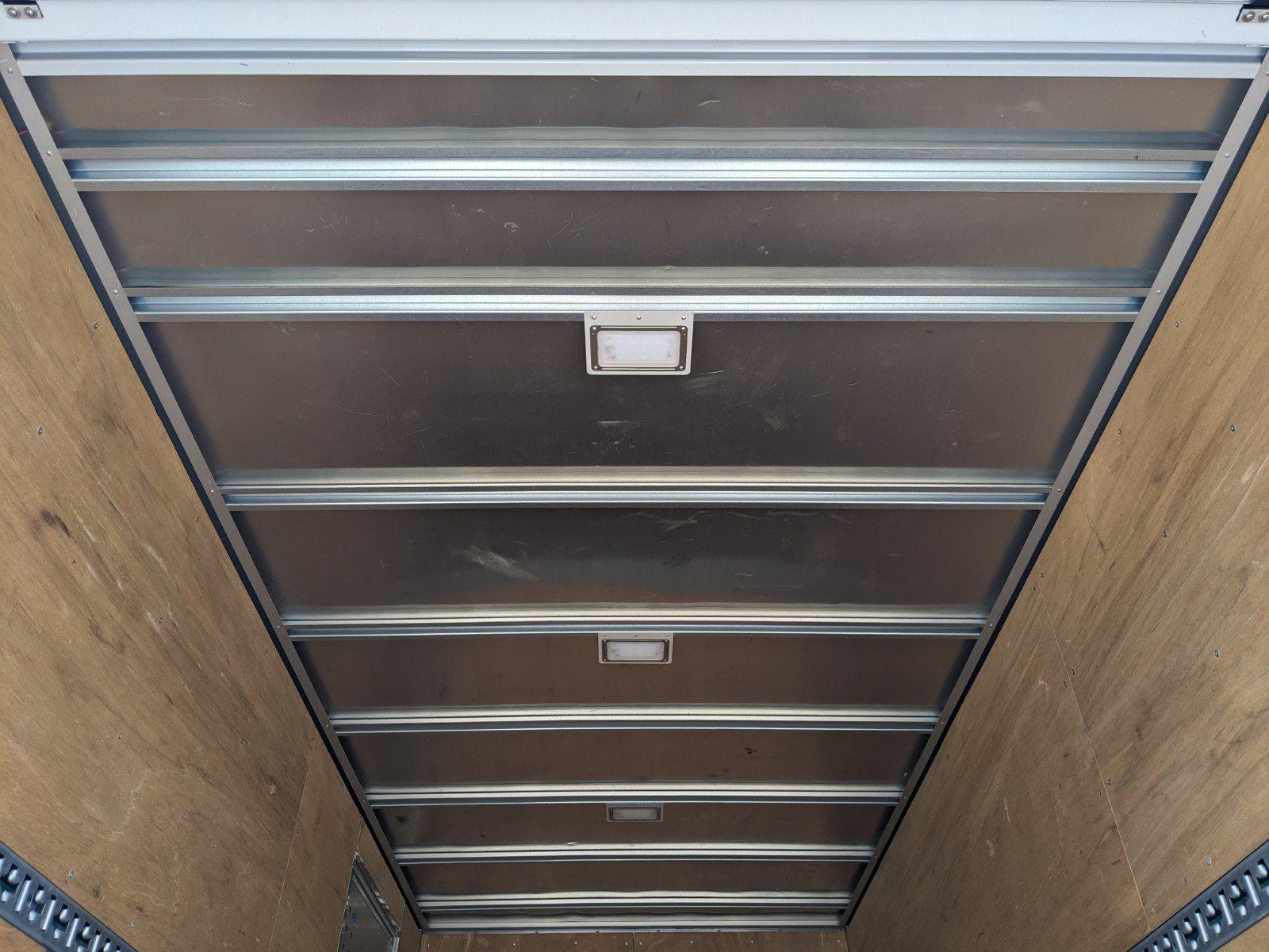 vehicle_image_20260529132359QvBPKg4eyT.jpg