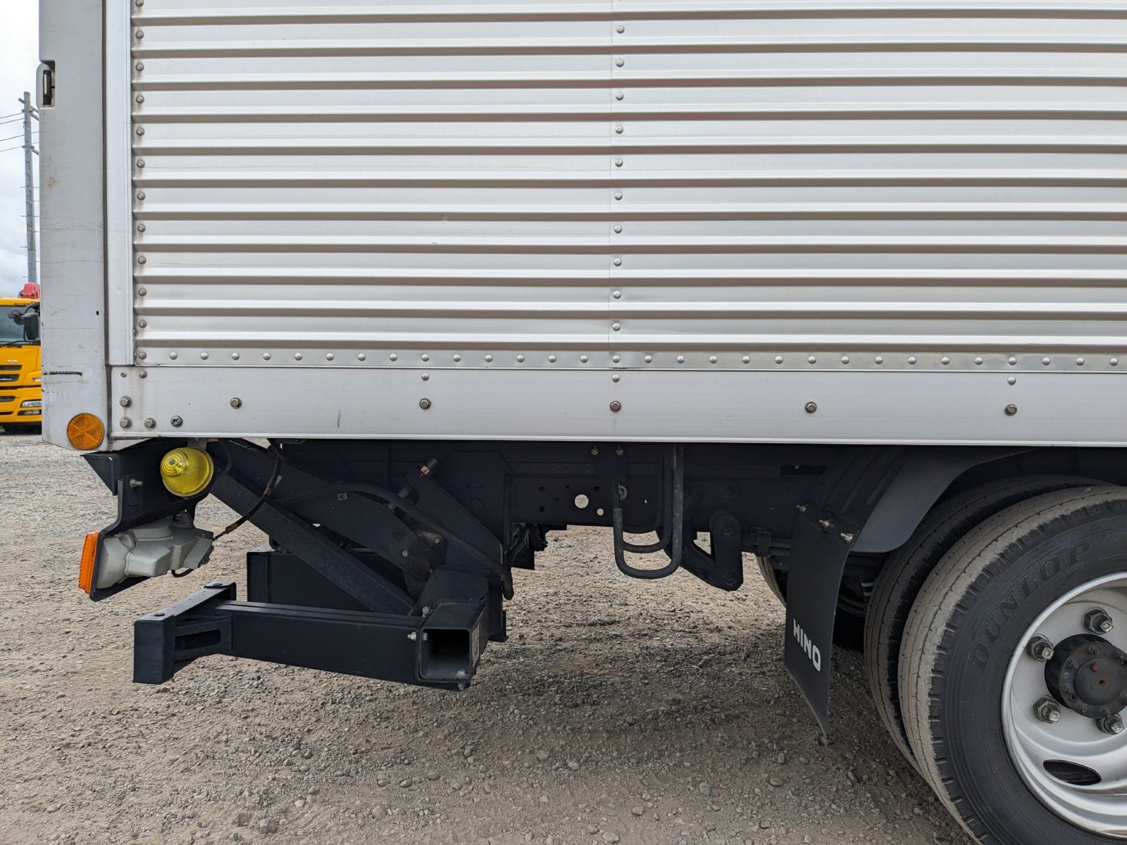 vehicle_image_20260529132359Y0JReLUsWC.jpg